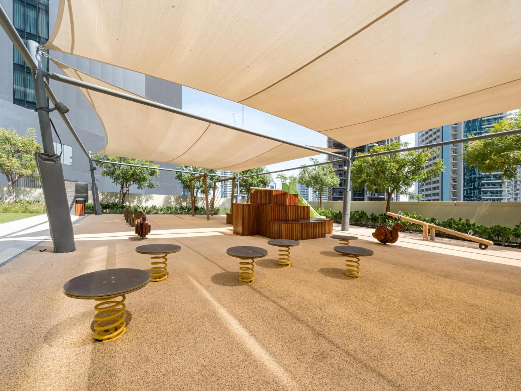 2bdr Led Side Burj Khalifa Views Opposite Mall Apartment Dubai