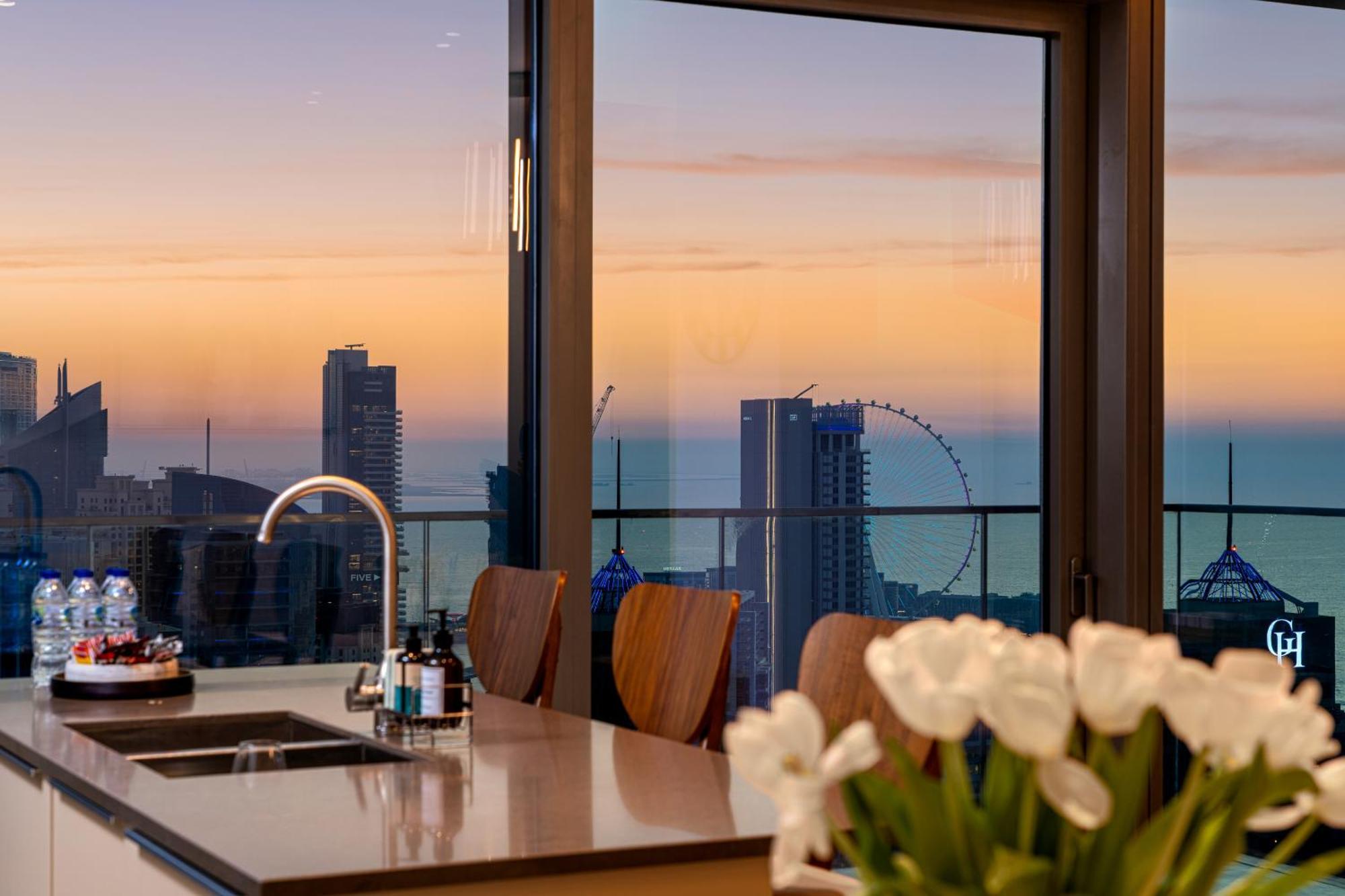 Apartemen Marina Gate Luxury Full Marina & Sunset Sea Views