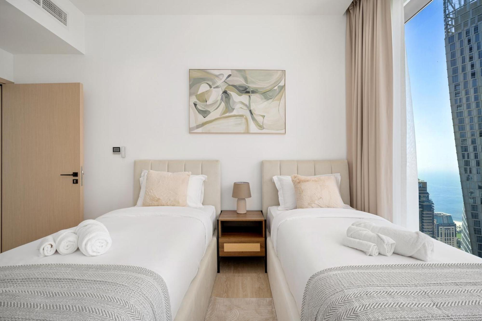 Apartemen Marina Gate Luxury Full Marina & Sunset Sea Views *