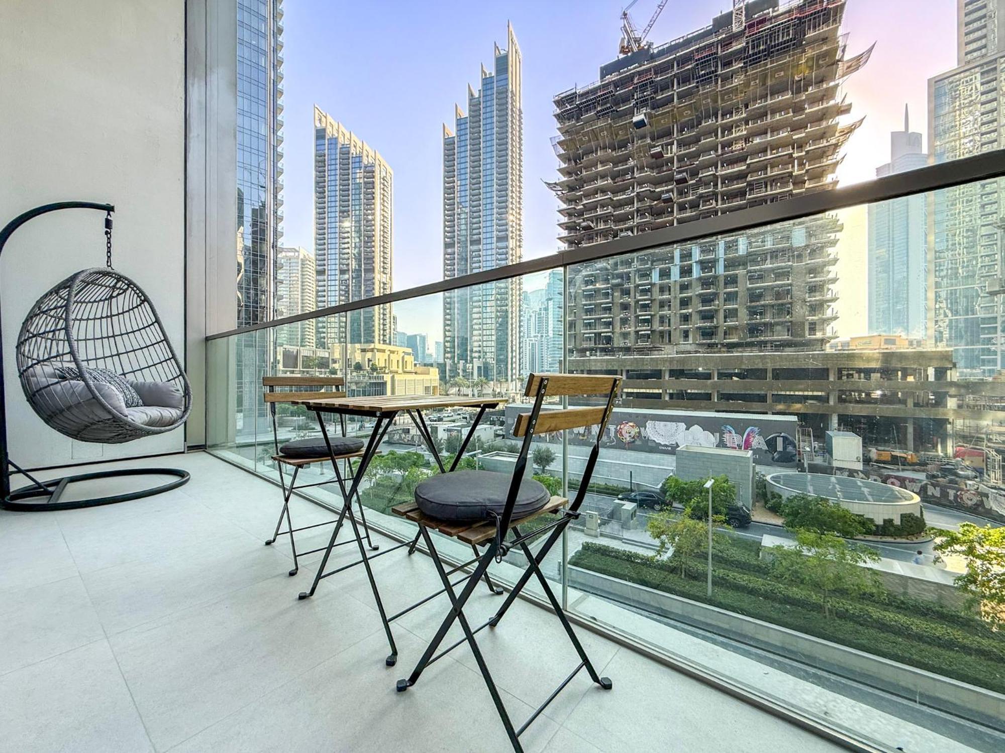 Apartamento Grande Signature, 1br, Infinity Pool & Gym, 5min Walk To Mall Dubai