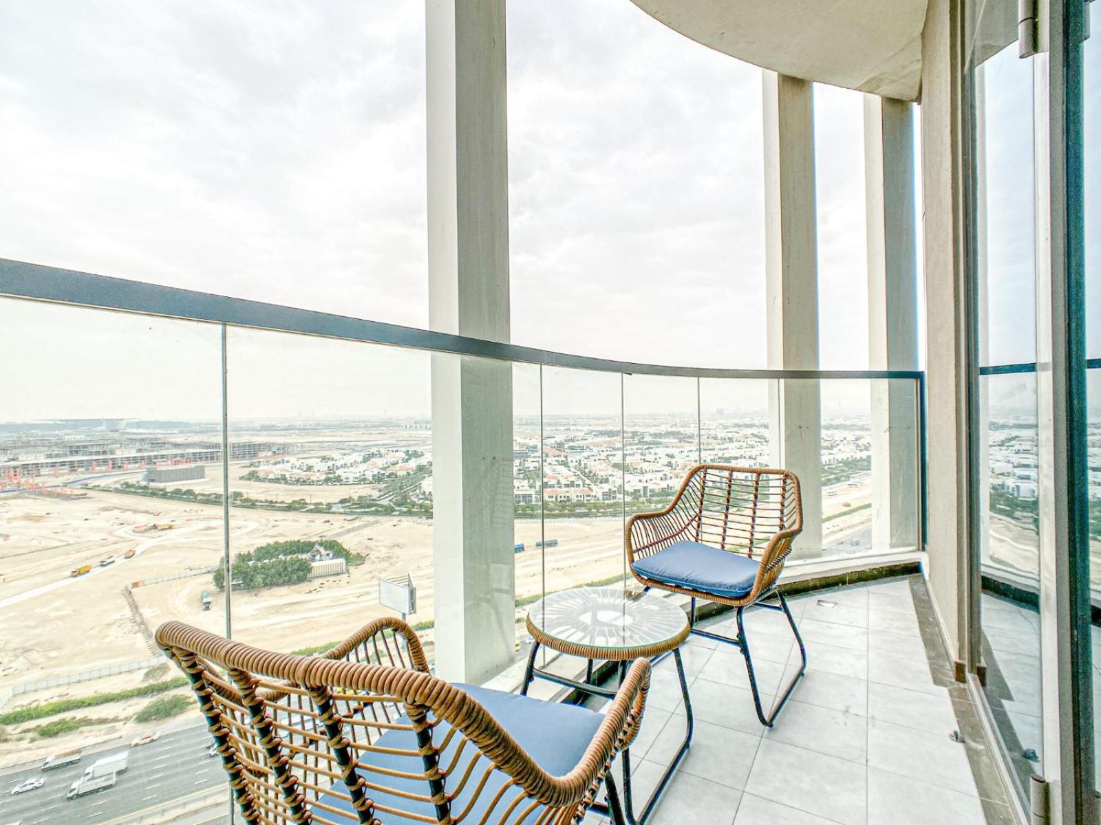 Appartement Chic Urban Escape 1br In Bayz By Danube-18