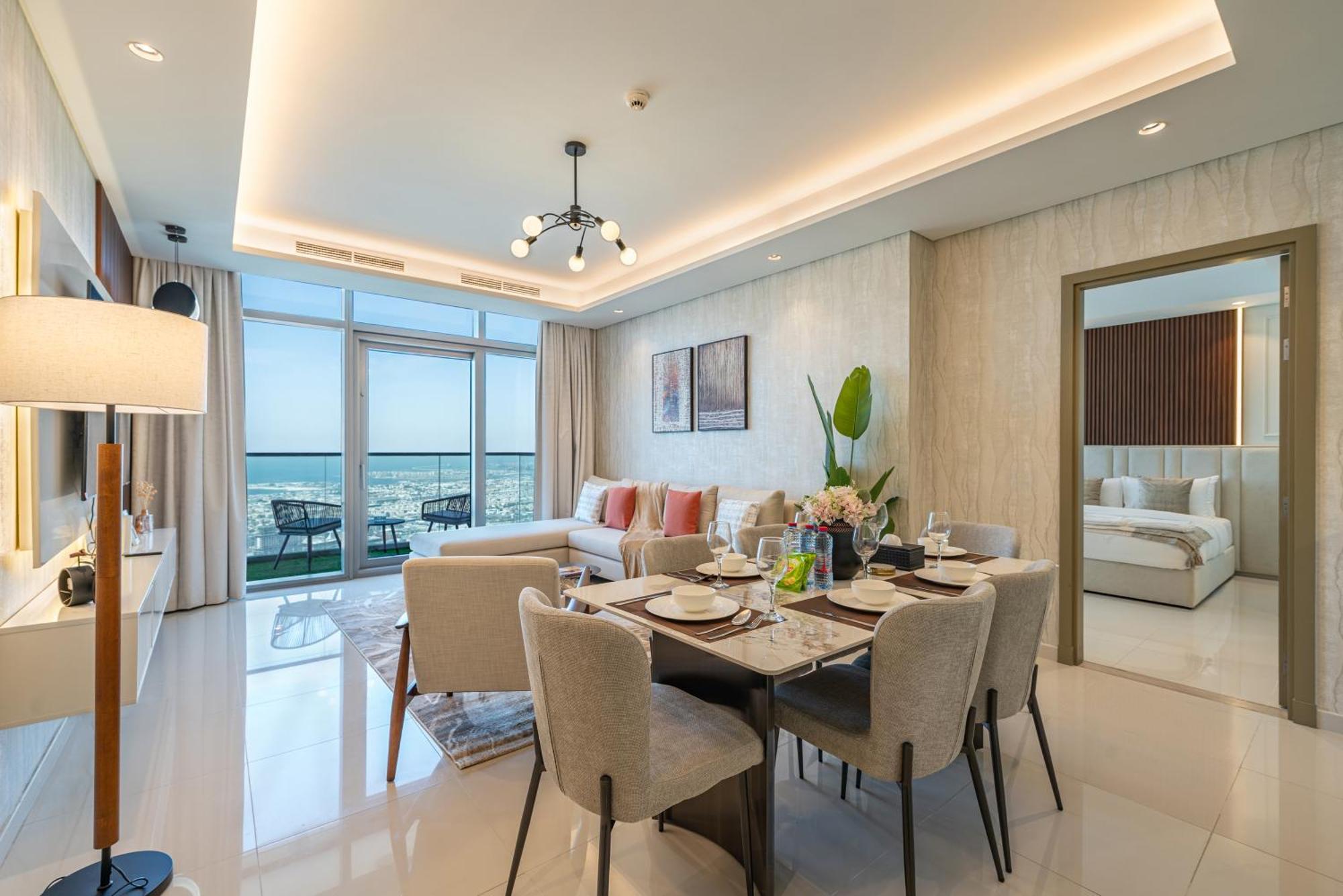3 Bedroom - Pool Access - 7 Mins To Mall - Sun Set View Dubaï