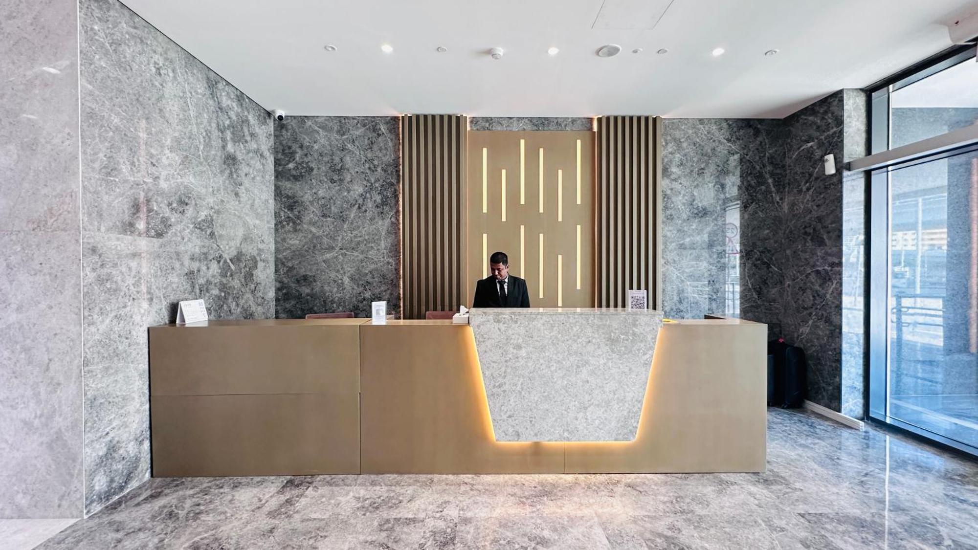 Hotel Sunday Sheikh Zayed Road Concord Tower By Belvilla Dubaï