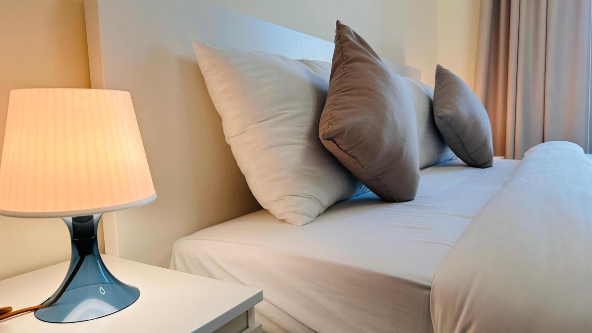 Hotel Sunday Sheikh Zayed Road Concord Tower By Belvilla Dubaï