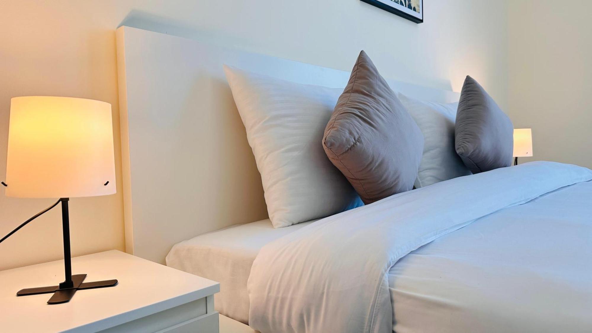 Sunday Sheikh Zayed Road Concord Tower By Belvilla Hotel
