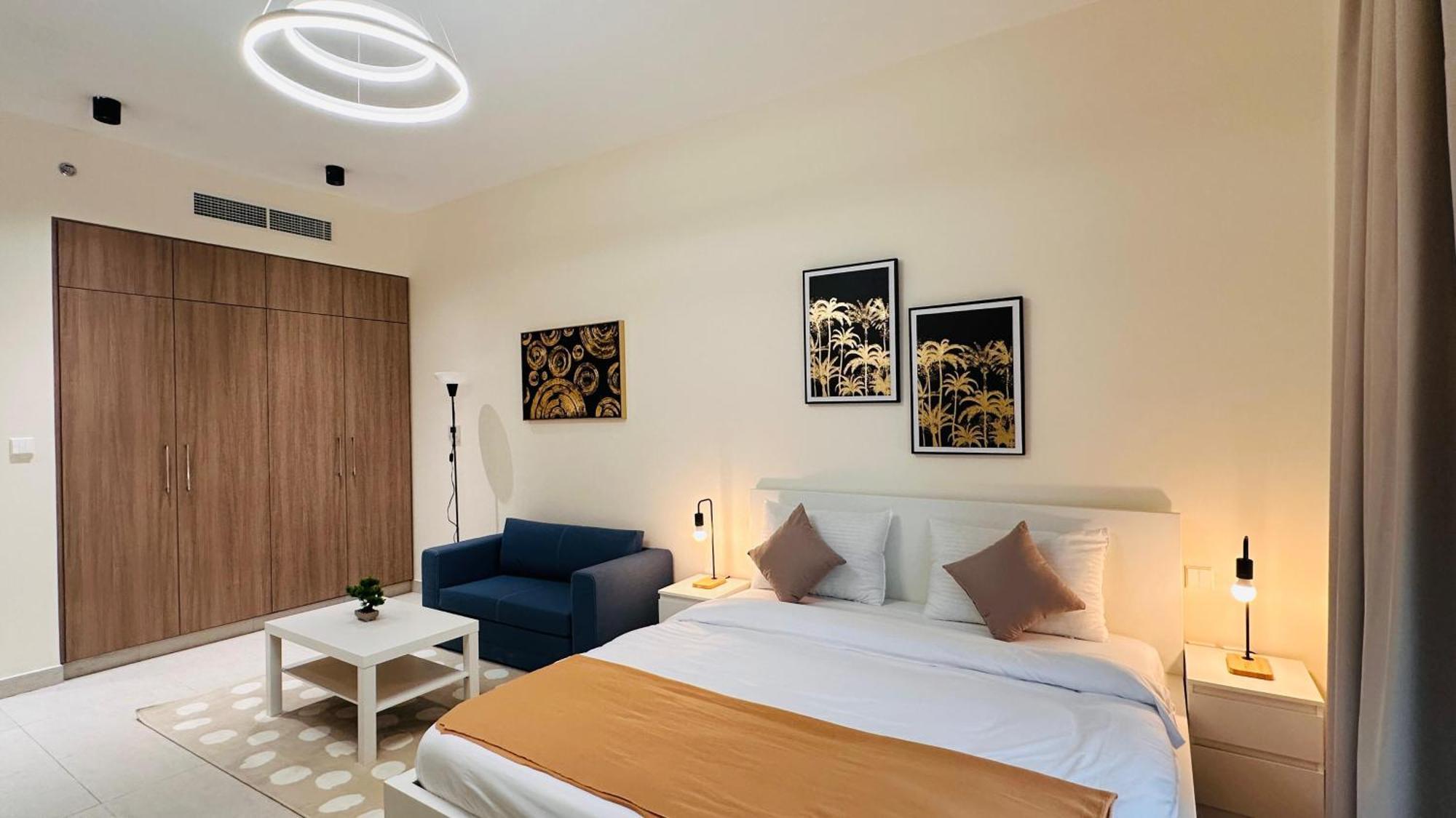 Hotel Sunday Sheikh Zayed Road Concord Tower By Belvilla
