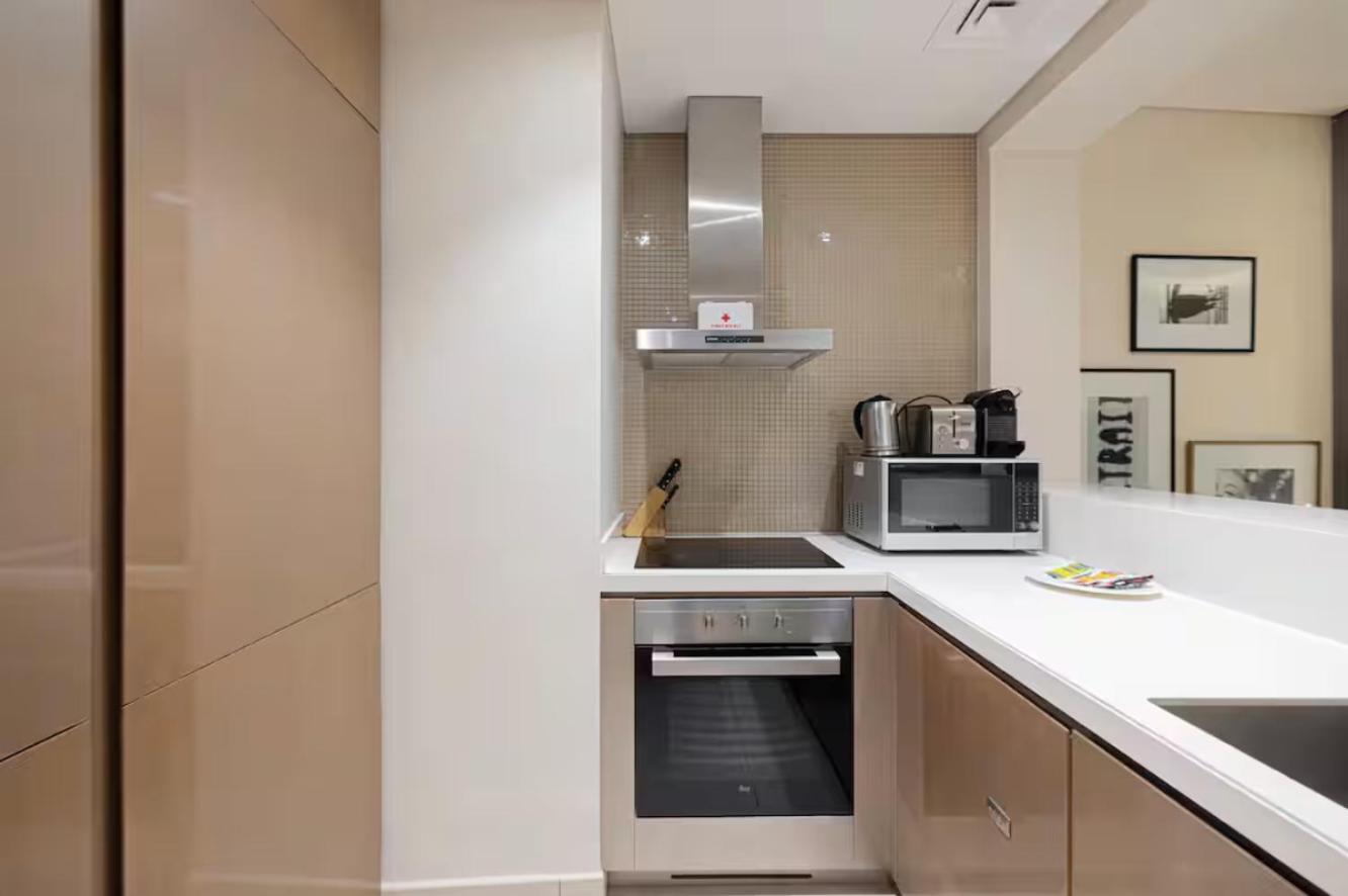 Fivex Paramount 1br Sky Apartemen *