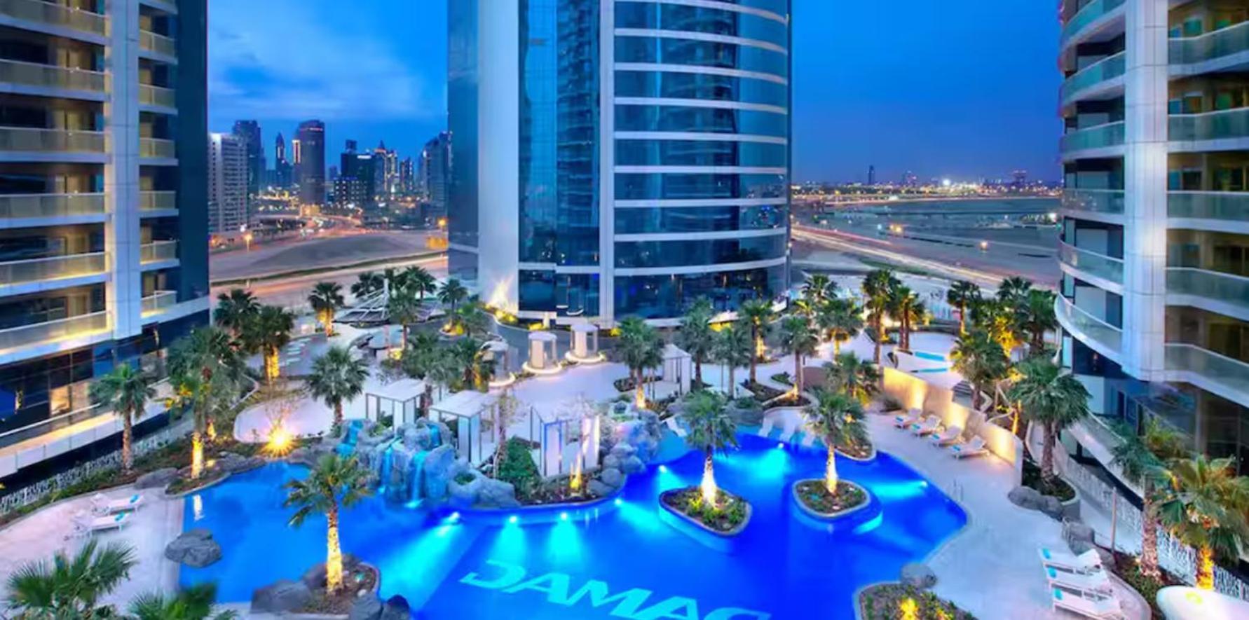 Apartemen Fivex Paramount 1br Sky *