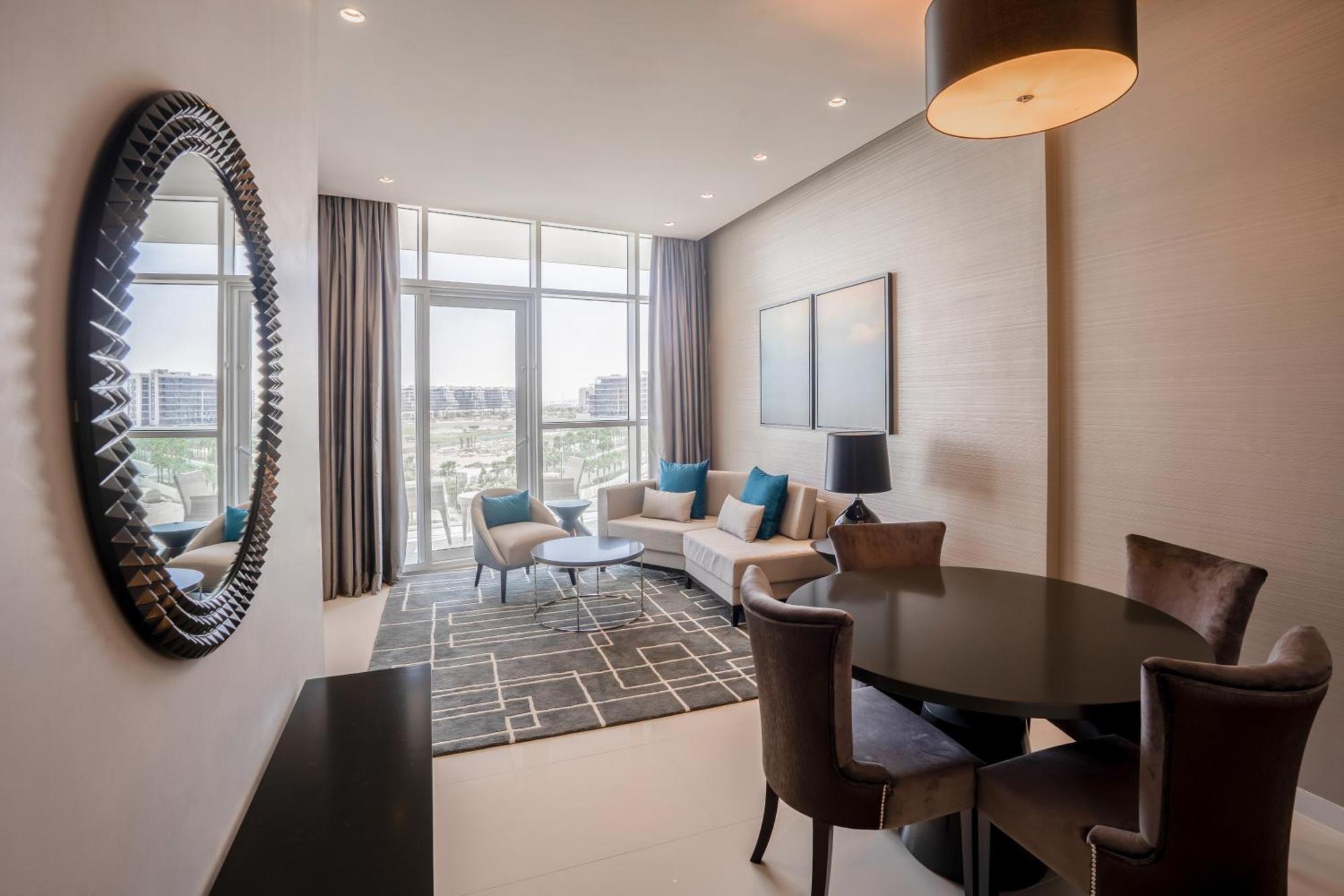 Hotel Radisson Damac Hills 4*