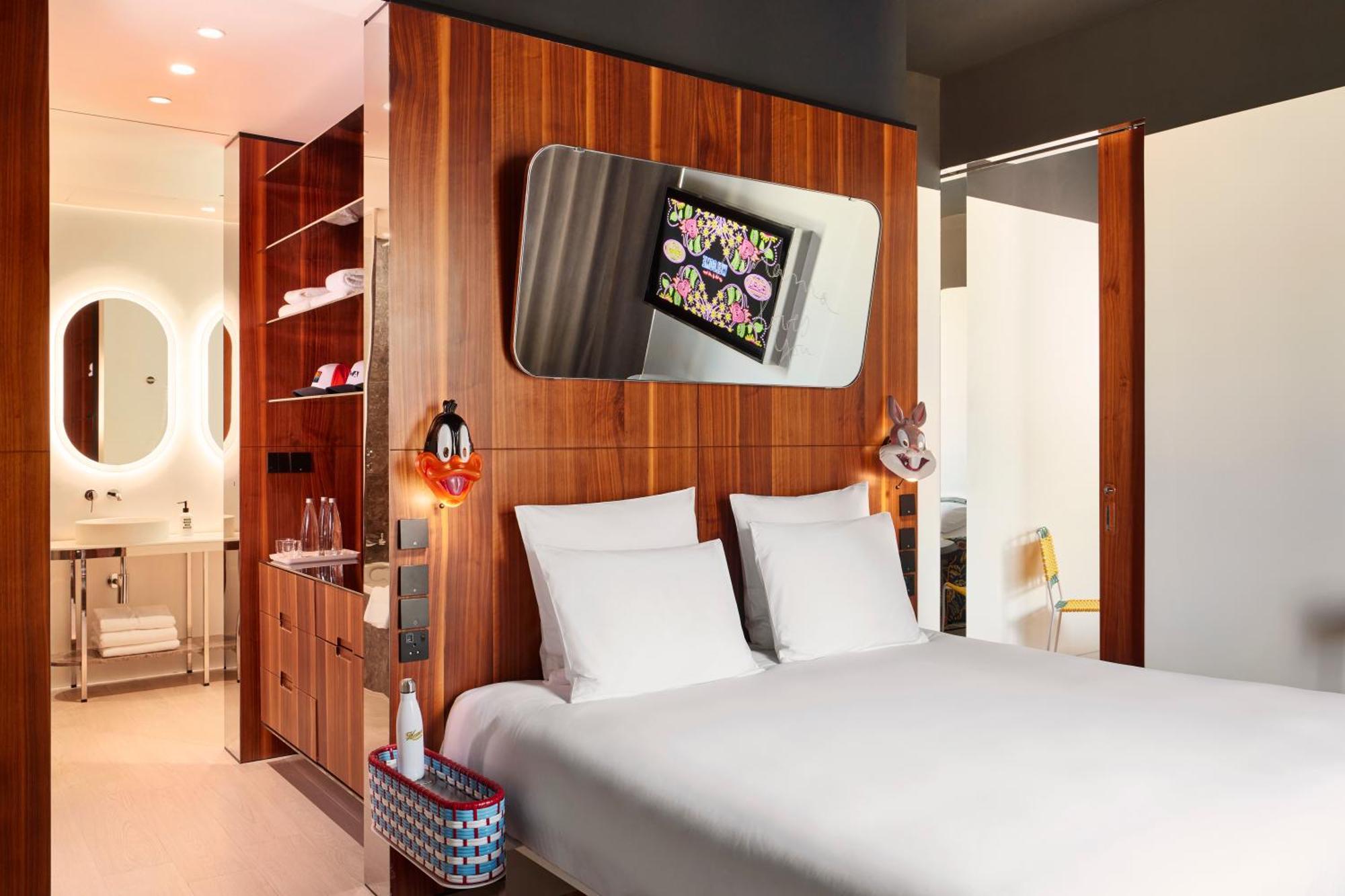 Mama Shelter Hotel 4*