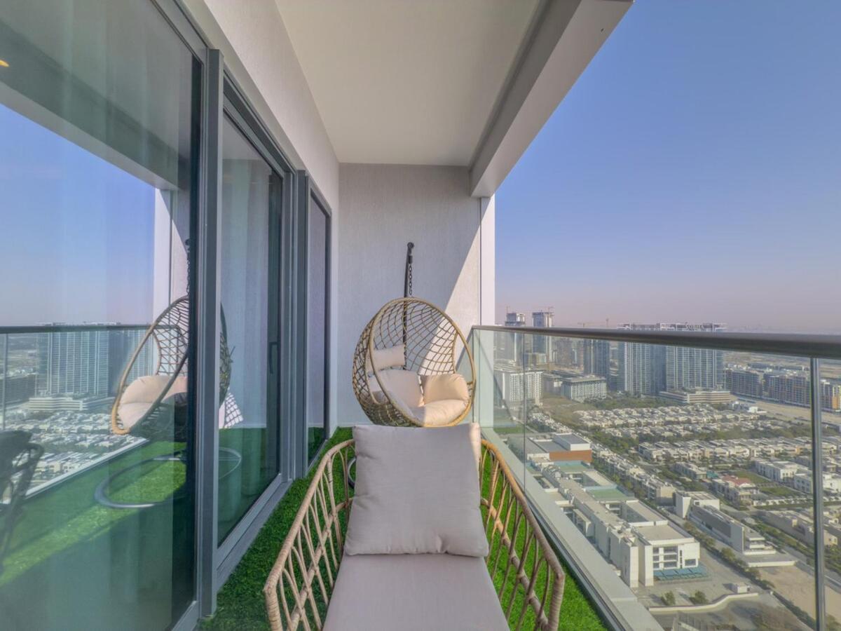 Elegant 2-br With Modern Comfort Apartamento Dubái