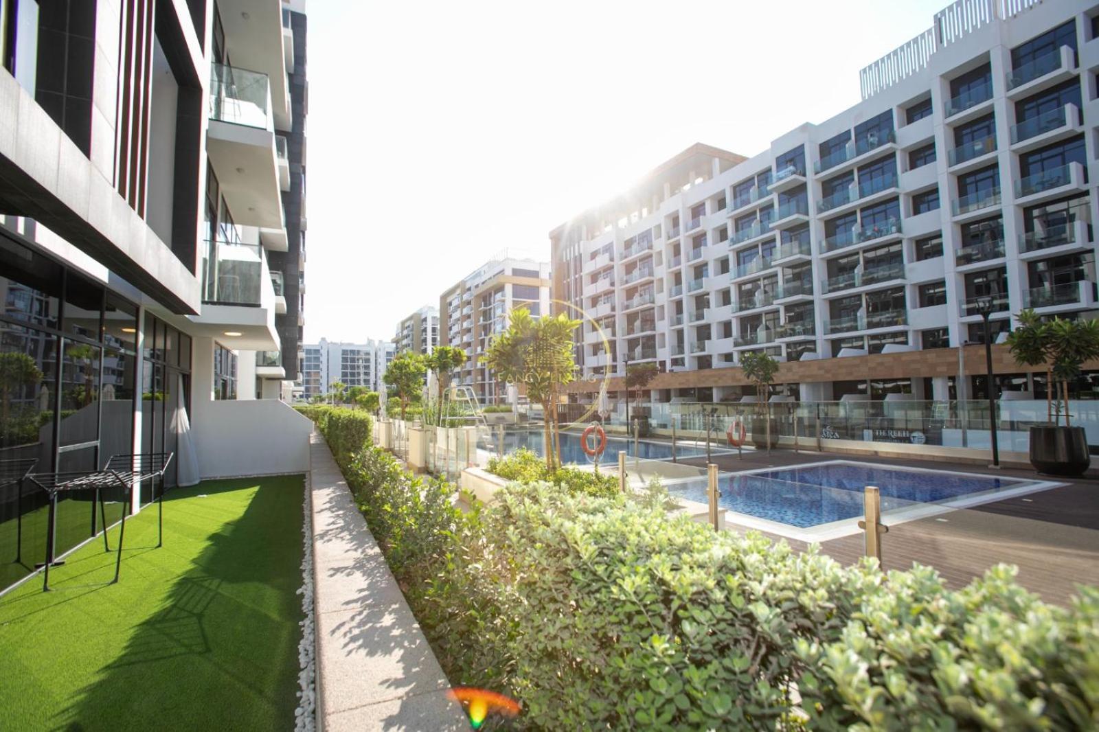3bhk Located In Azizi Riviera Appartement