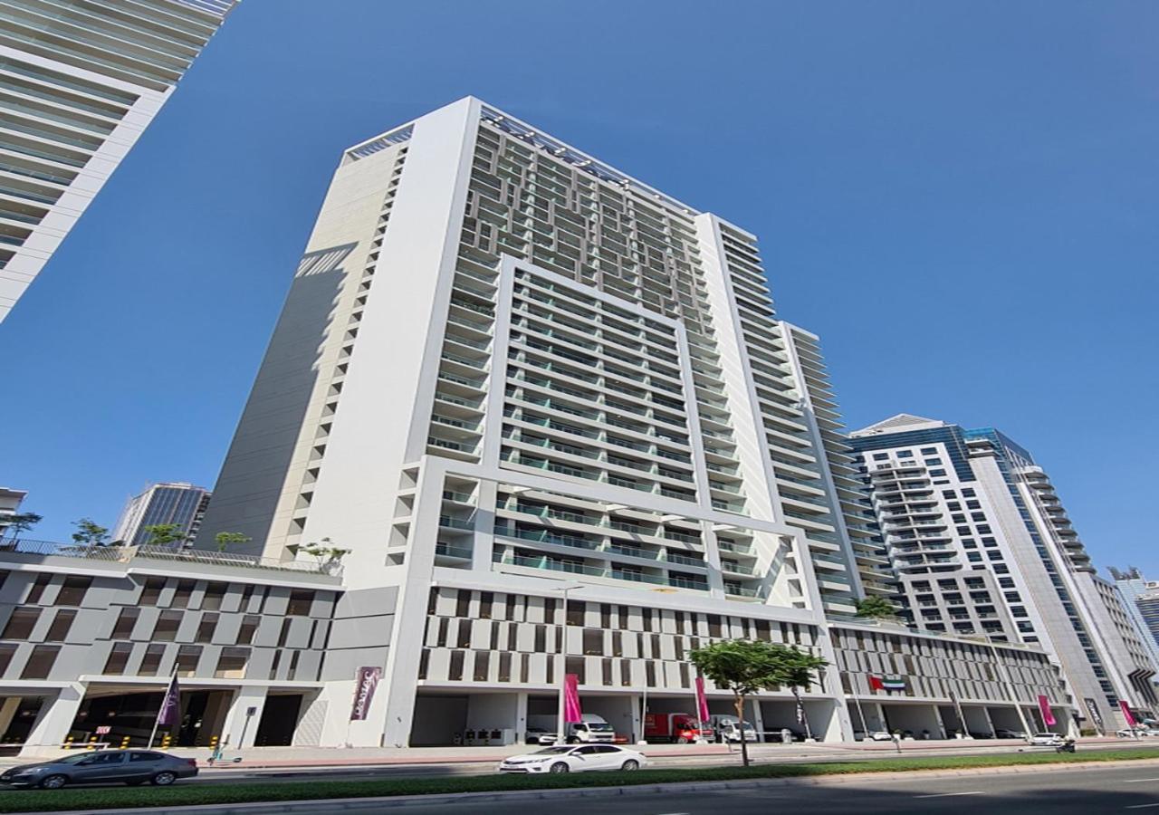 Keyrock Living - 1br Luxury With View At Reva Apartamento *
