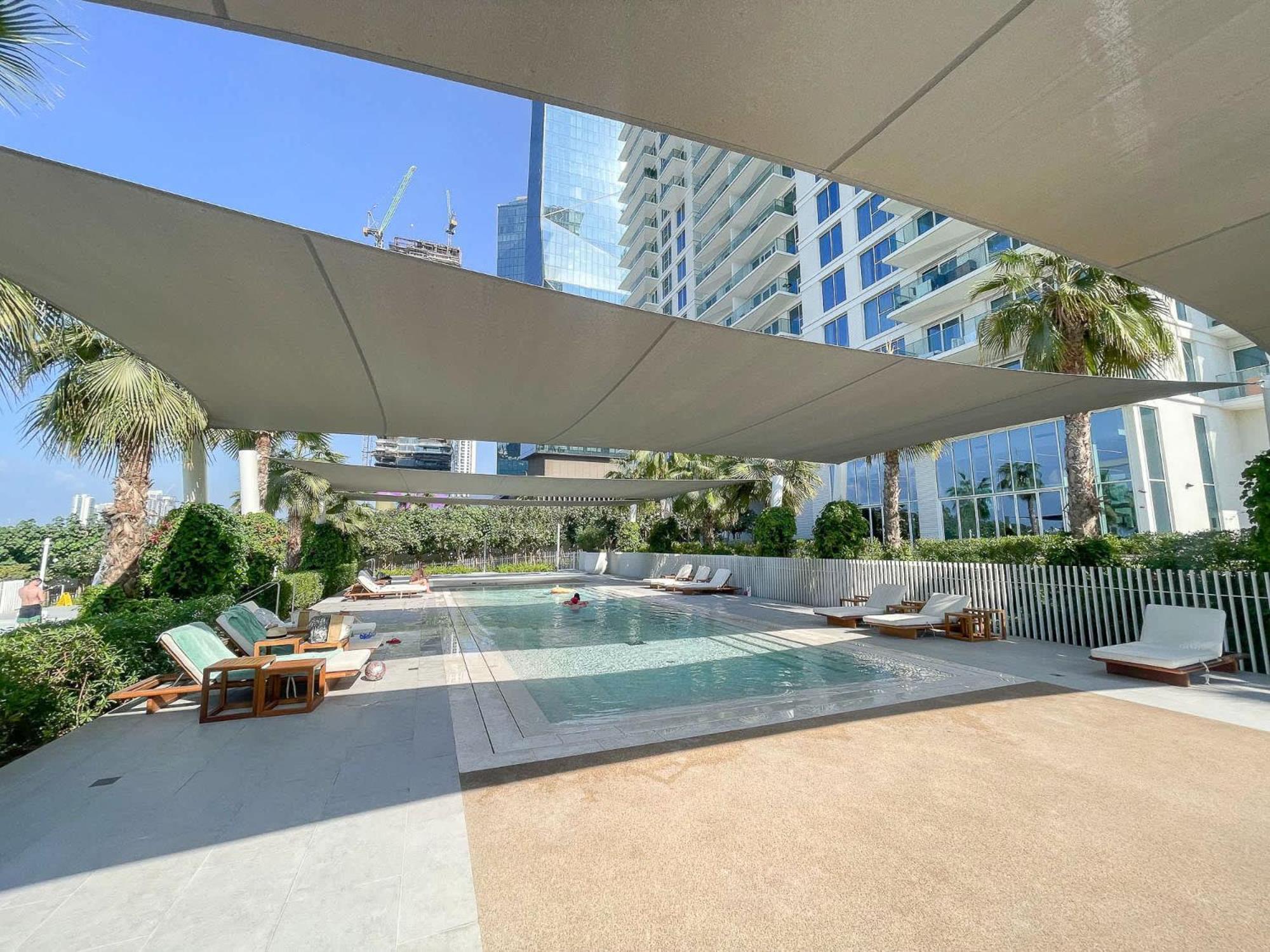 Lejlighed Situated On The Famous Jbr With Direct Access