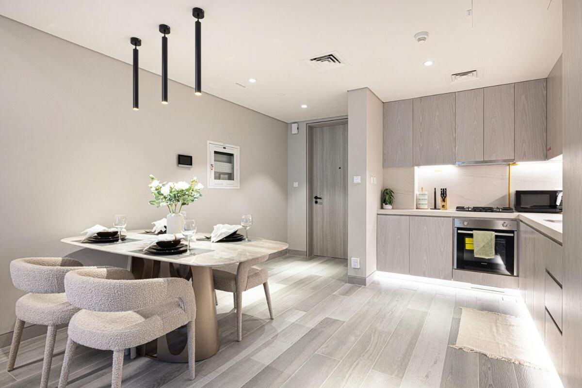 Appartement Minimalist Luxe Village Retreat