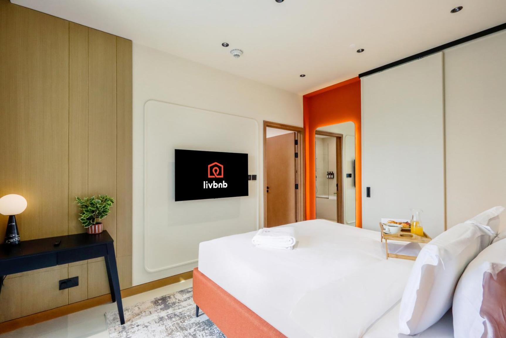Livbnb - Vida Marina 1br Gem With Stunning Marina Views * Dubai