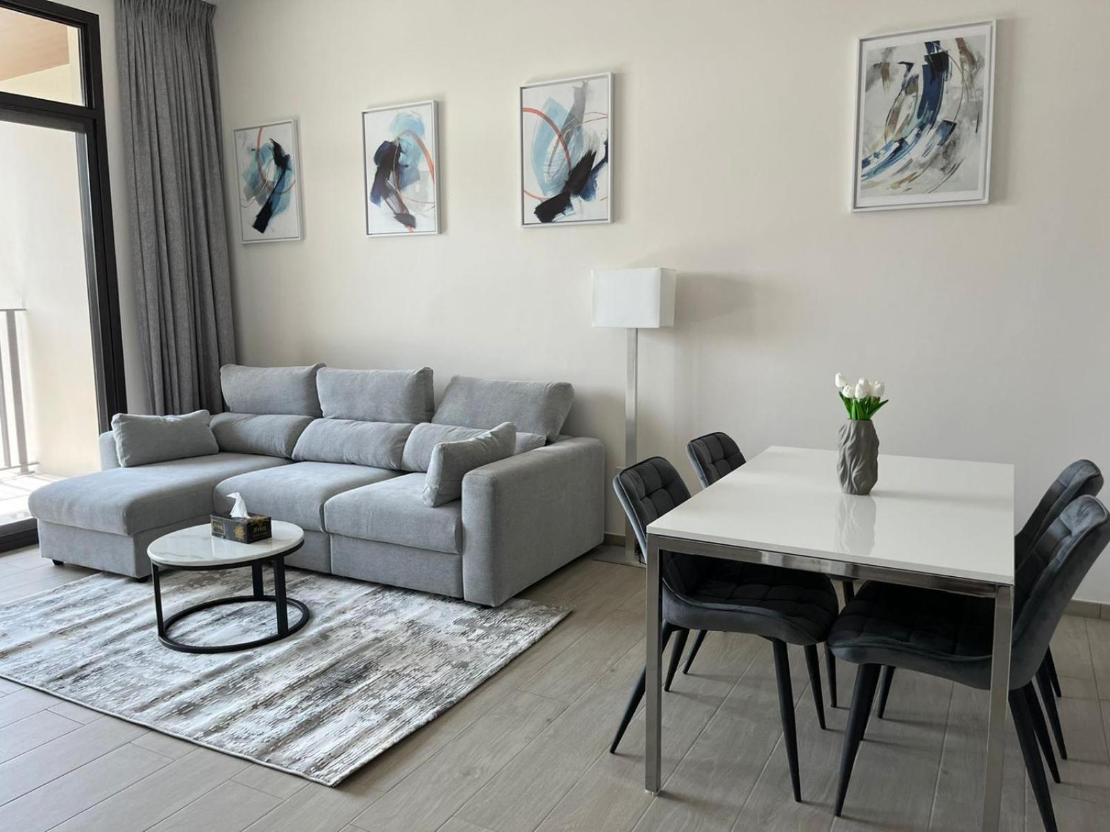 Elegant 2 Bedroom In Sobha Hartland