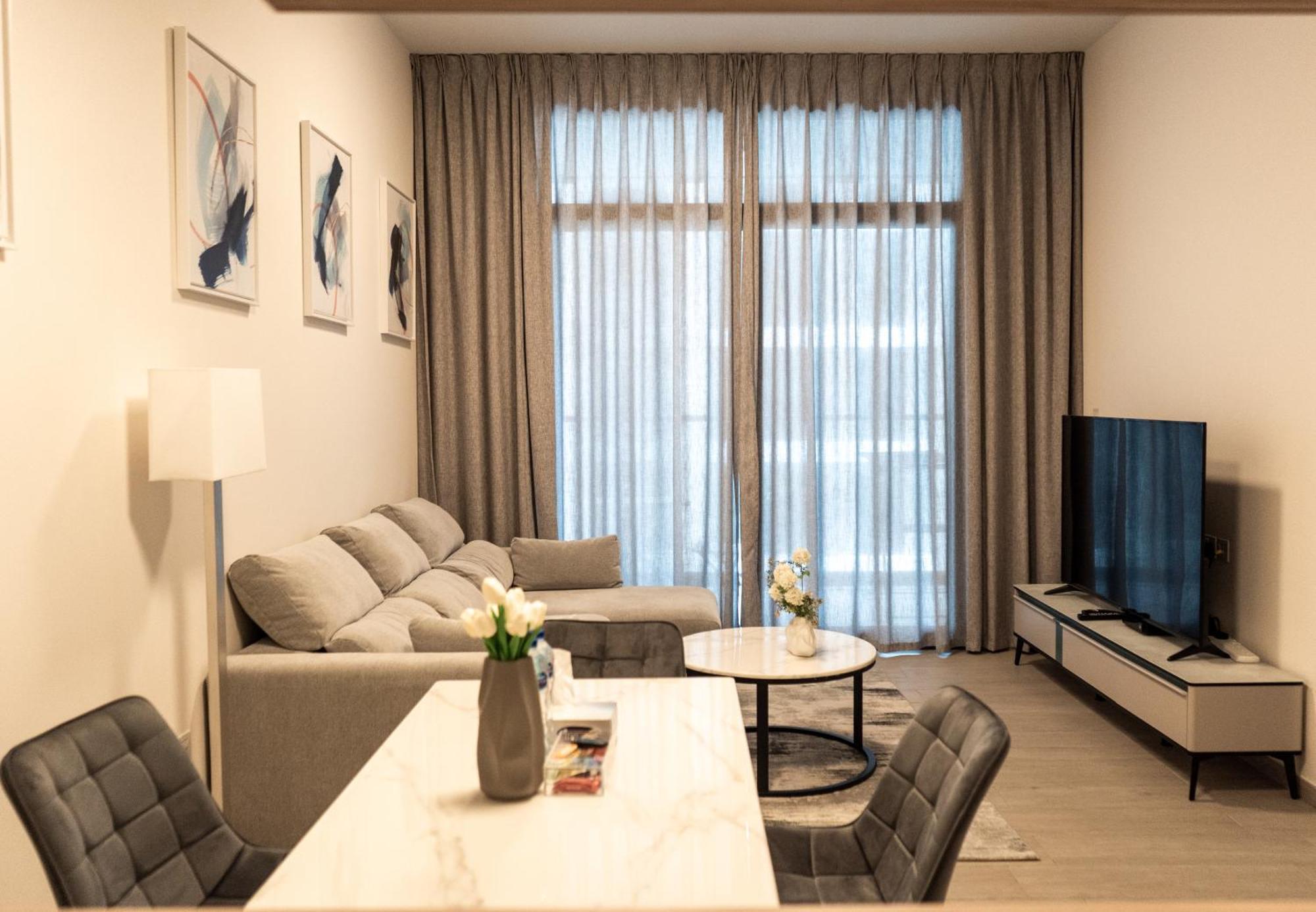 Elegant 2 Bedroom In Sobha Hartland Appartement Dubaï