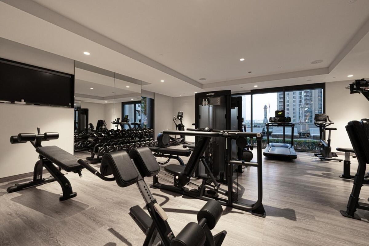 Iconic 2br With Burj Khalifa And Fountain Views - Next To Opera And Near Mall *