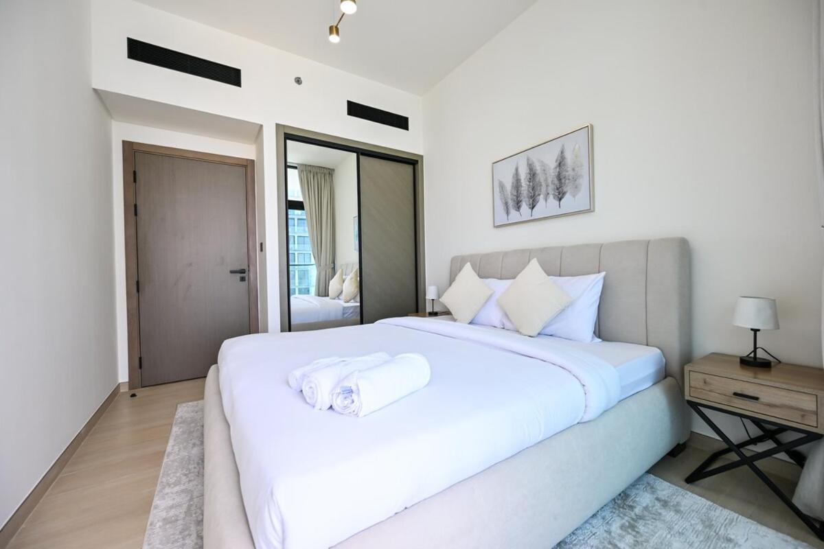 Apartemen Stunning 1 Bdr Luxury At Jvc