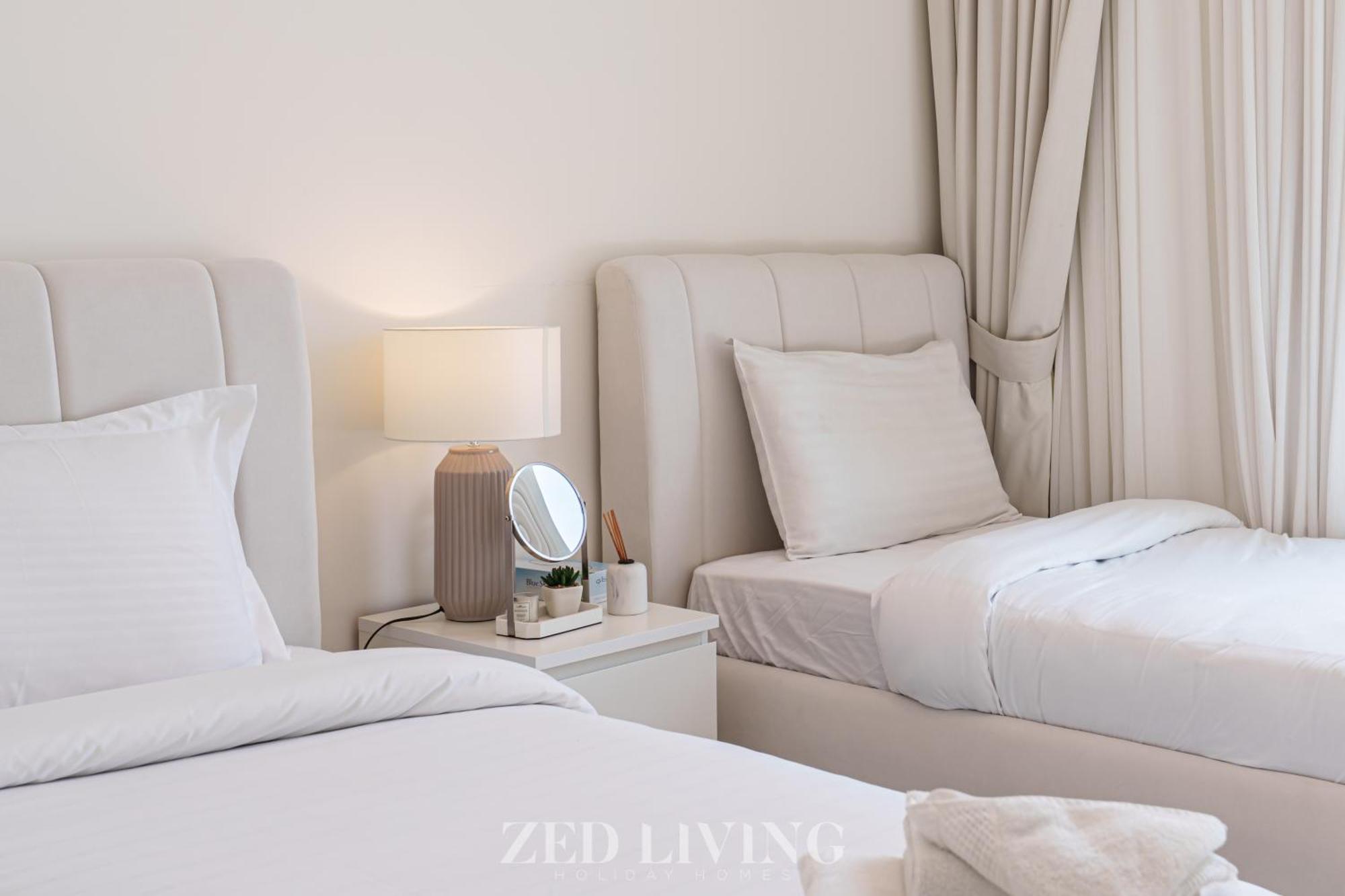 Burj Crown - Spectacular 2 Bedroom Next To Burj Khalifa - Zed Living *