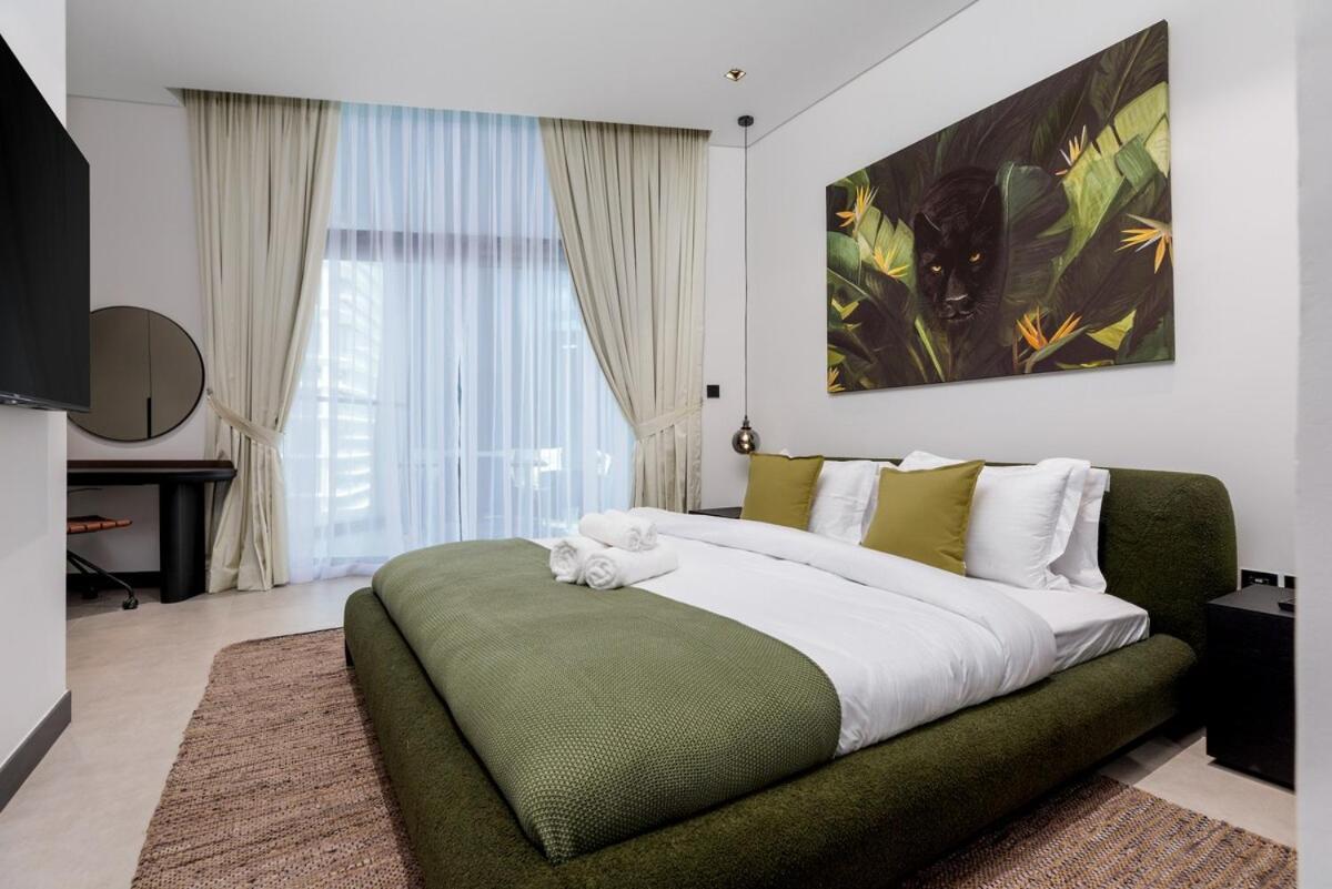 Appartement Waves - Elegant Waterfront Living In Dubai's Business Bay Dubaï