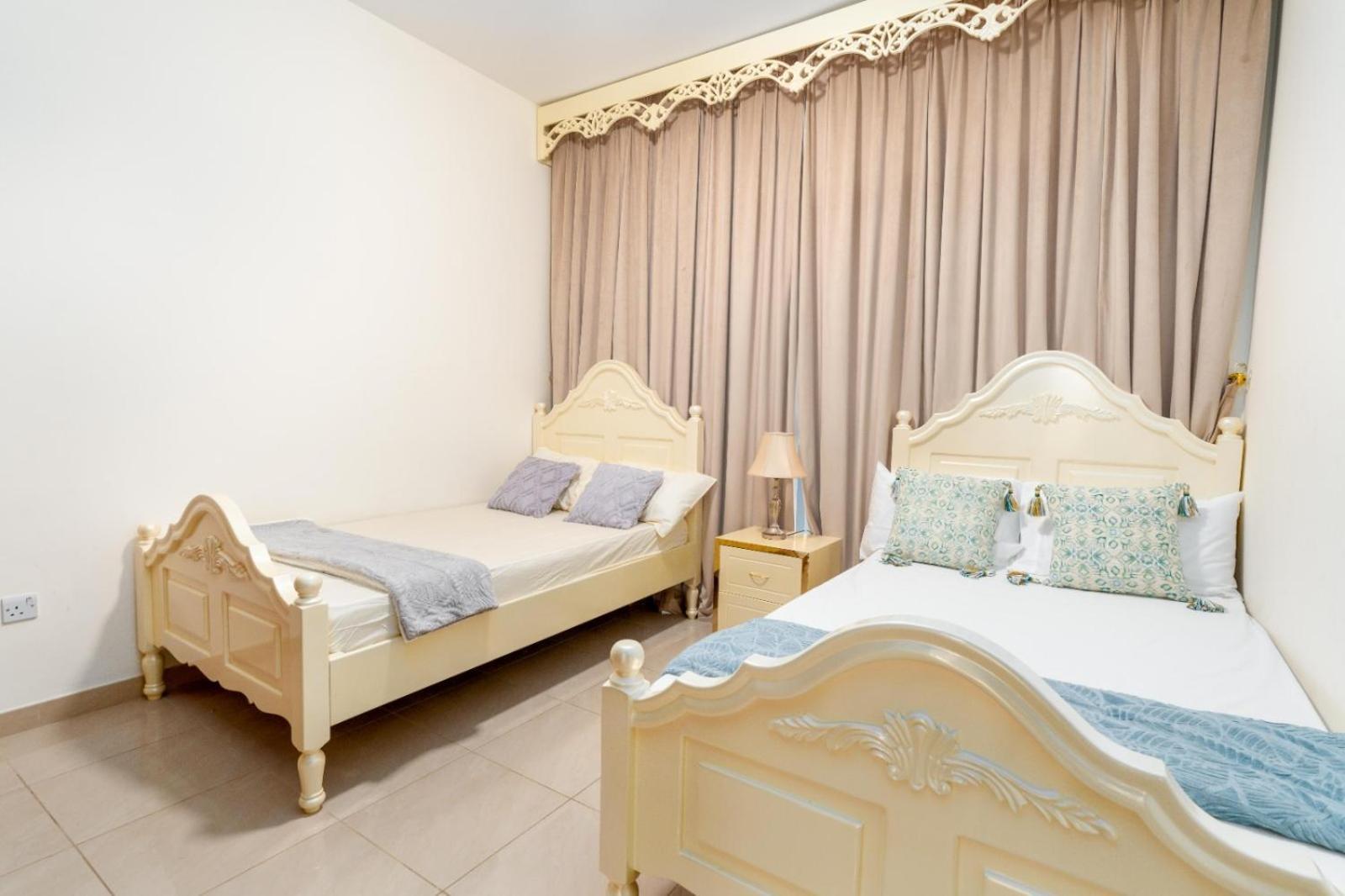 Appartamento Ocean View Luxury 3br Duplex At Ajman Corniche *