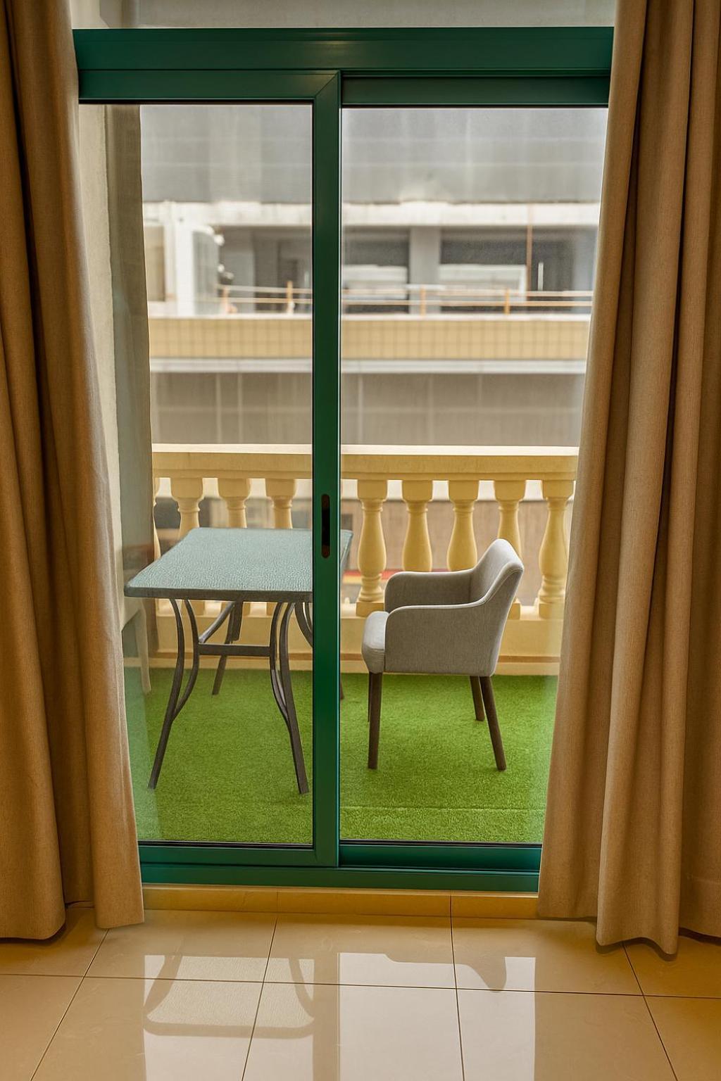 Classy For Ladies In Dubai, Marina فتيات فقط Privatunterkunft