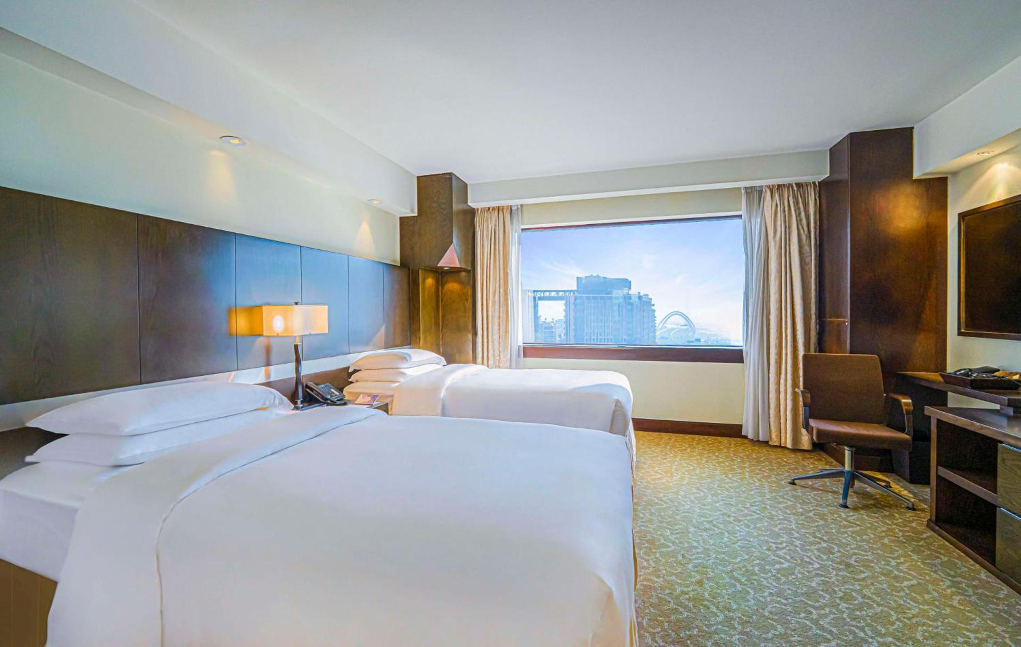 Hyatt Regency - Corniche