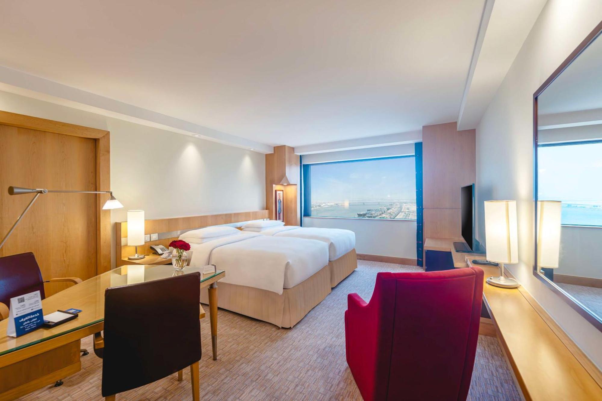 Hyatt Regency - Corniche Dubái