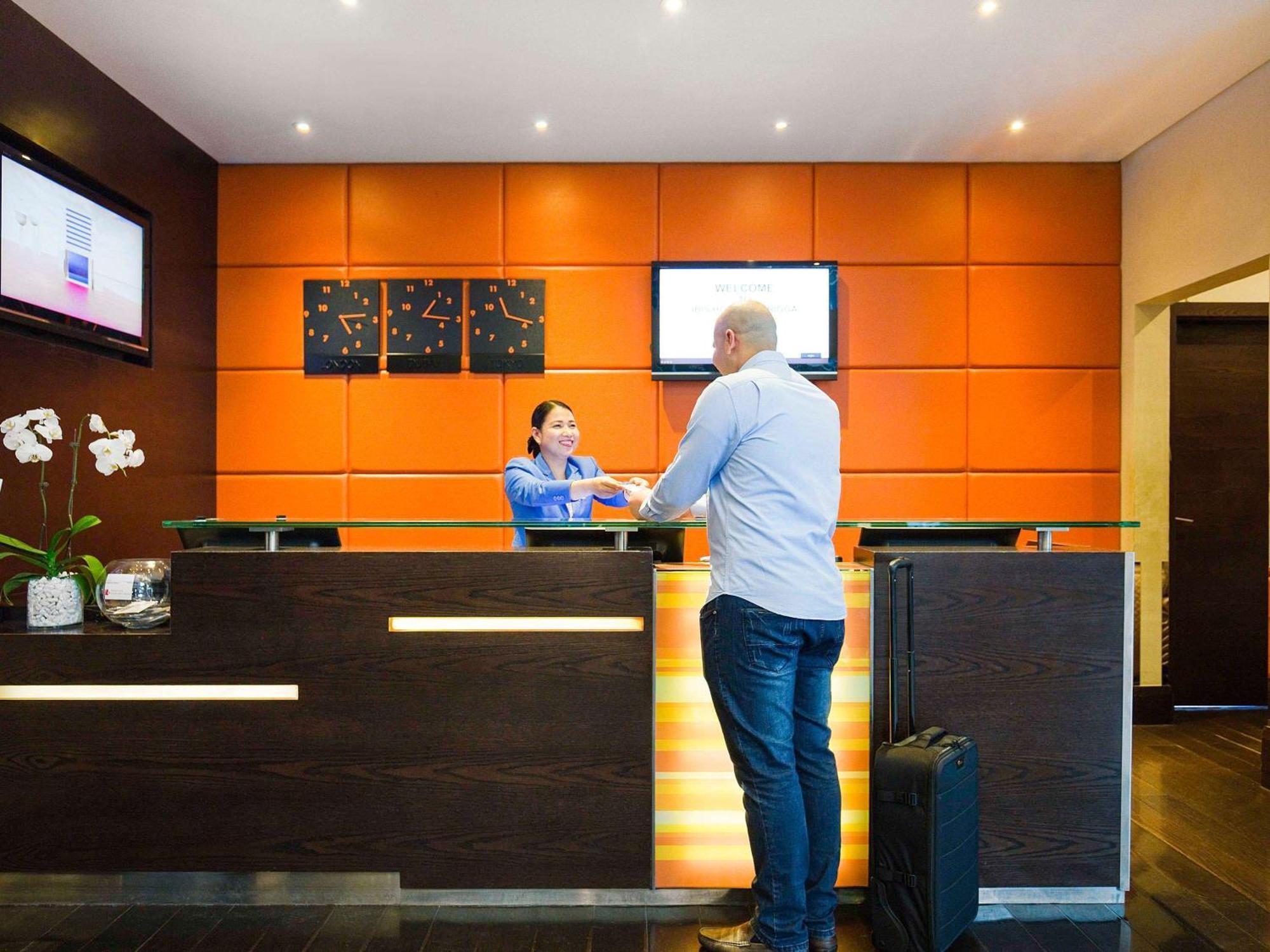 Hotel Ibis Al Rigga 3*