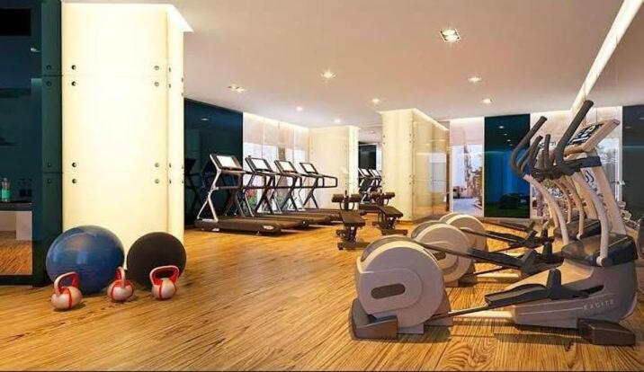 Exclusive 2br Damac Prive With Balcony & Canal View *