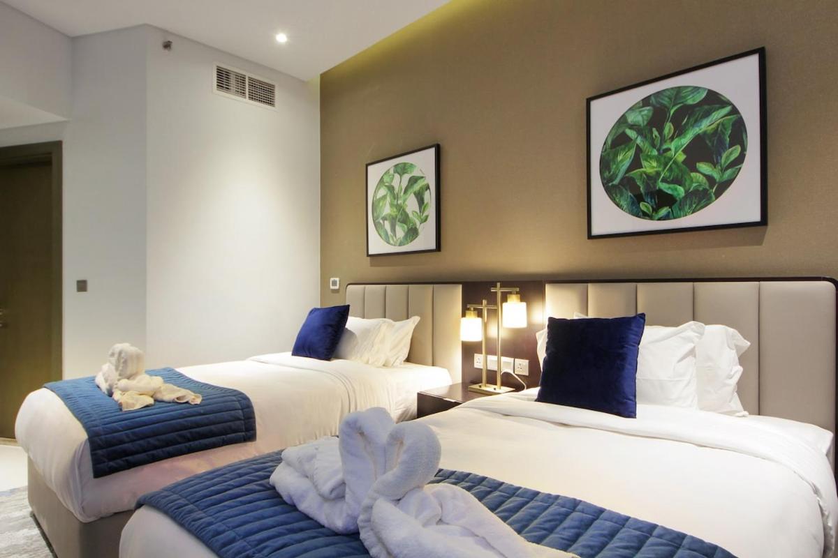 Exclusive 2br Damac Prive With Balcony & Canal View * Dubaï