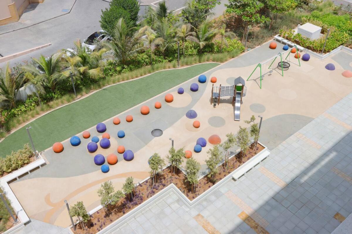 Cozy With Access In Palm Jumeirah * Dubaï