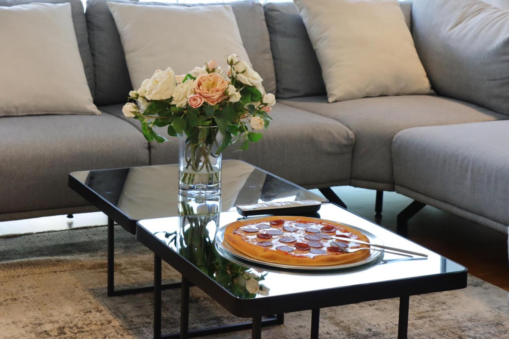 Livbnb-upgraded 2br Maid's With Sea View Appartement Dubaï