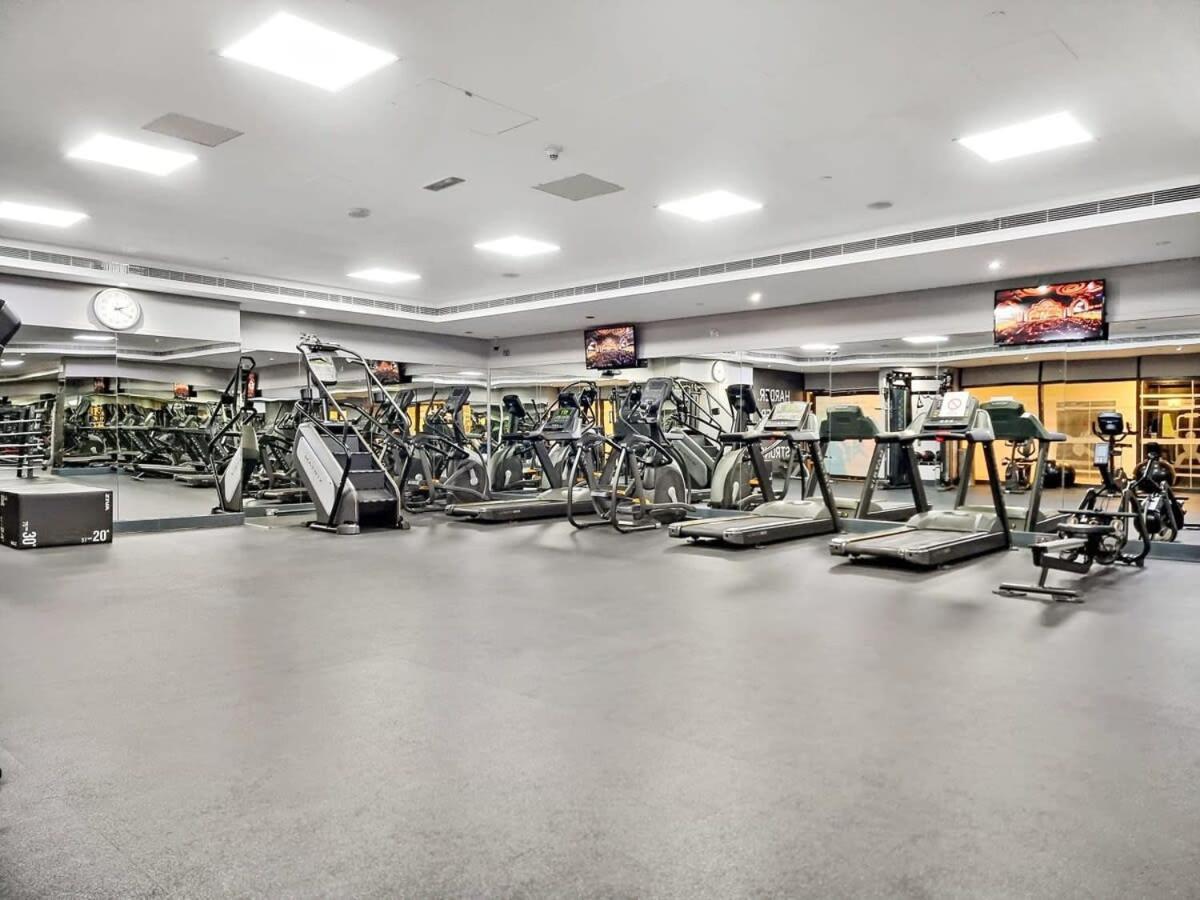 Silkhaus Spacious Near Almas West Apartment Dubai