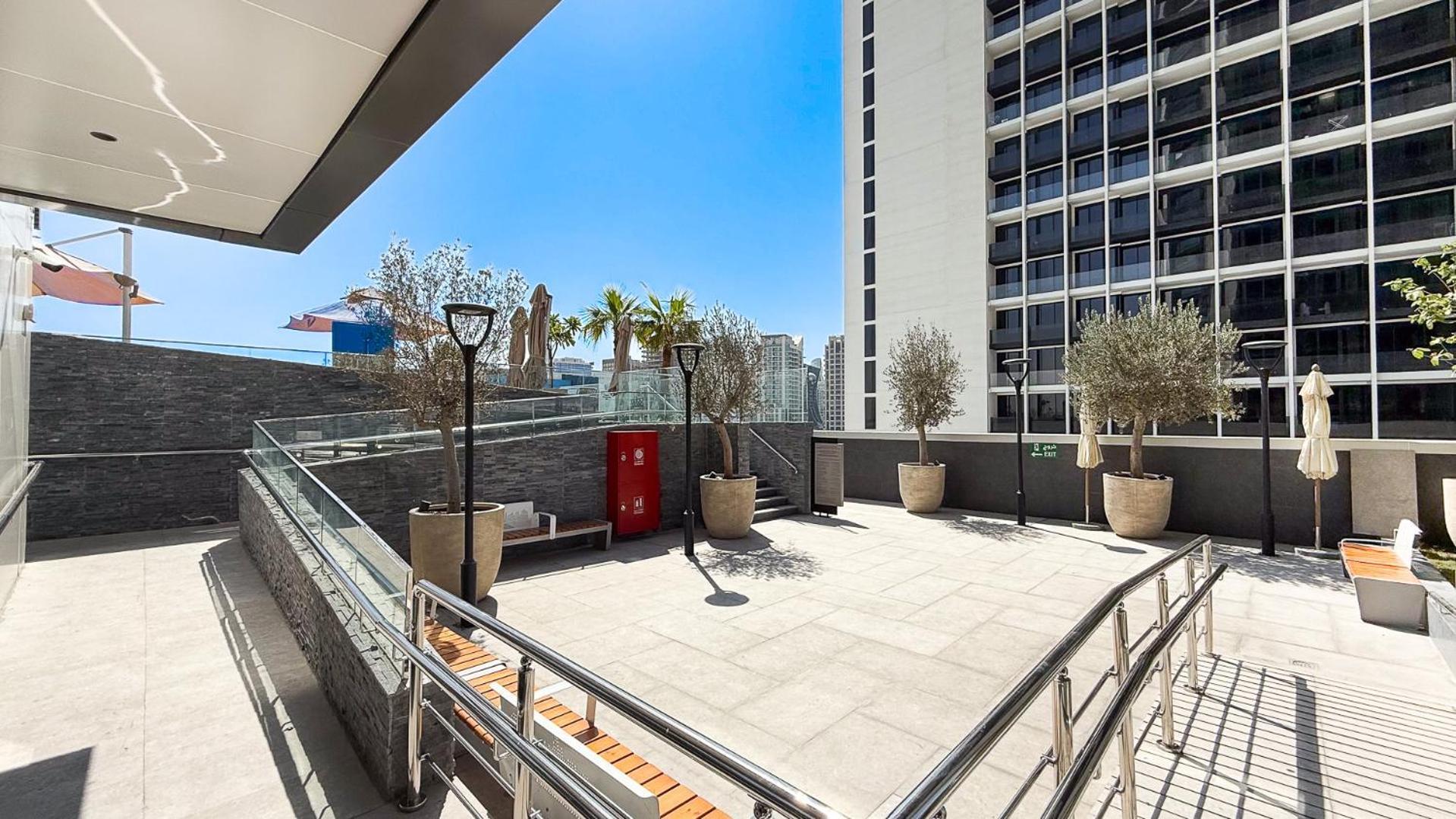 Stylish 2brurban Retreat 10 Min To Burj Khalifa Apartment