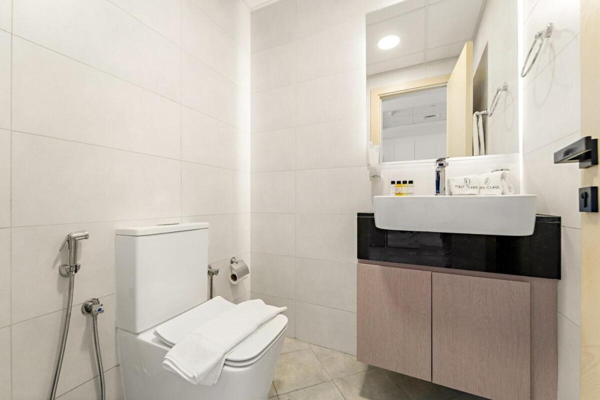 1br With Pool, Gym, Wifi, And Full Kitchen Access Apartment Dubai