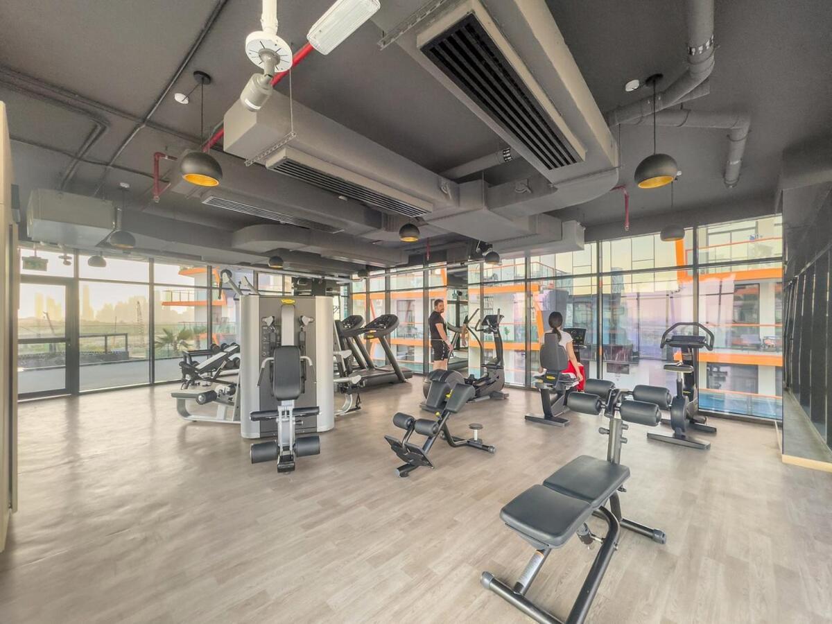 Apartment 1br With Pool, Gym, Wifi, And Full Kitchen Access Dubai