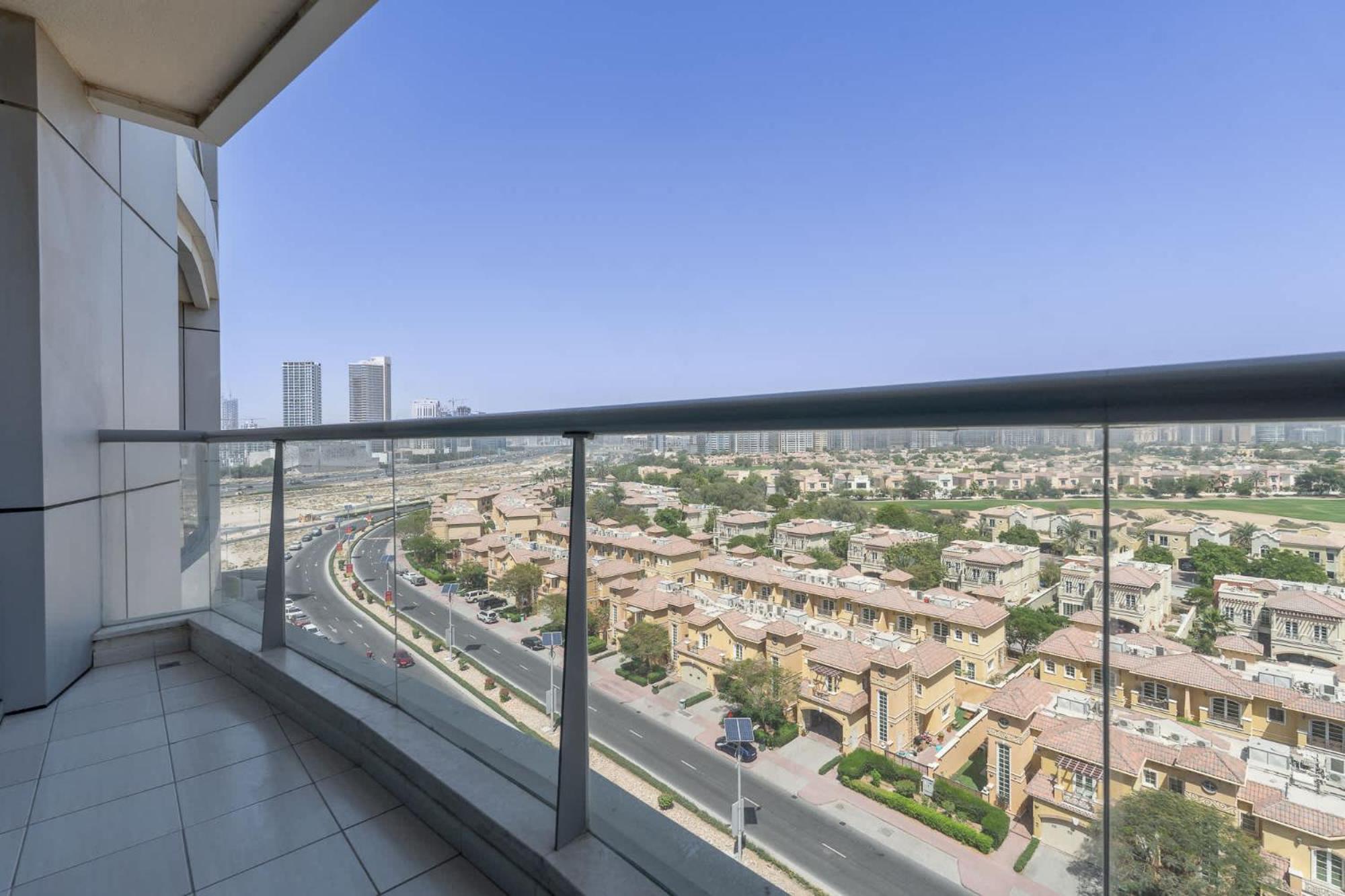 Modern 1-bed With Scenic Golf Course View * Dubai