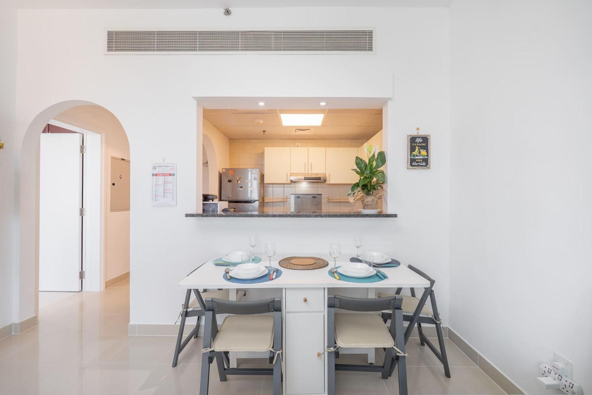 Apartment Modern 1-bed With Scenic Golf Course View