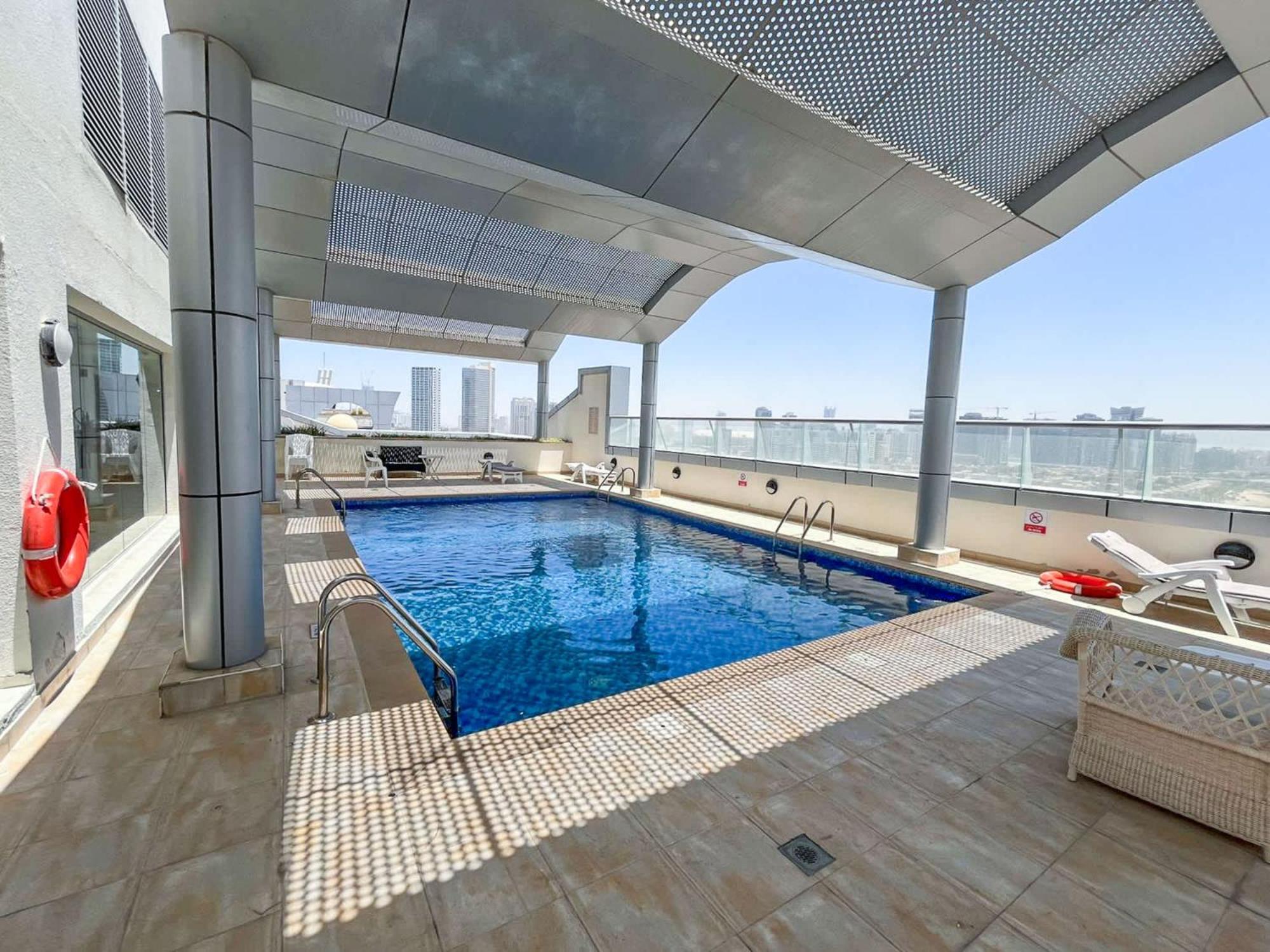 Apartment Modern 1-bed With Scenic Golf Course View
