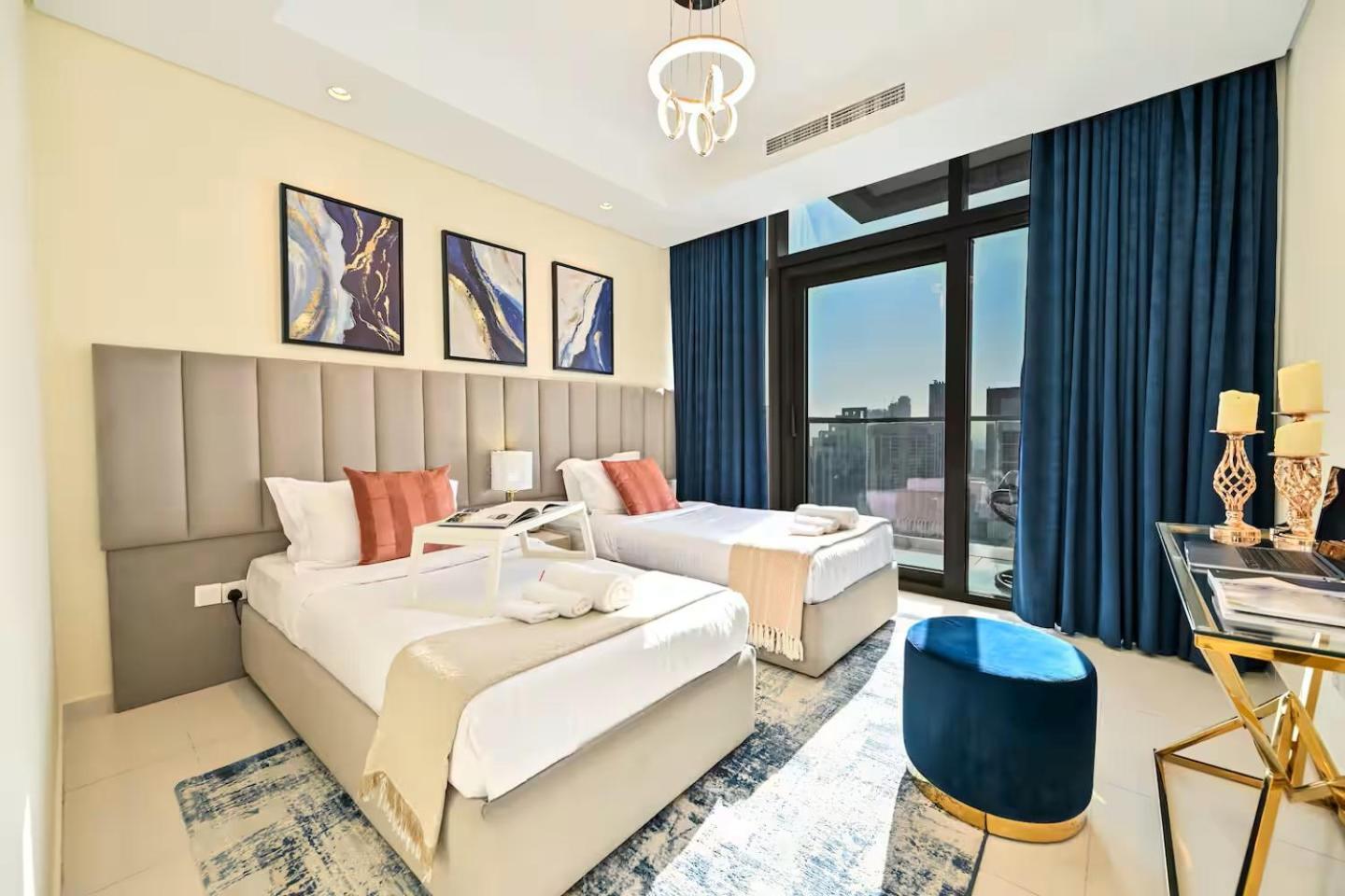 New 2 Bed Burj Khalifa View, 64th Floor Infinity Pool * Dubai