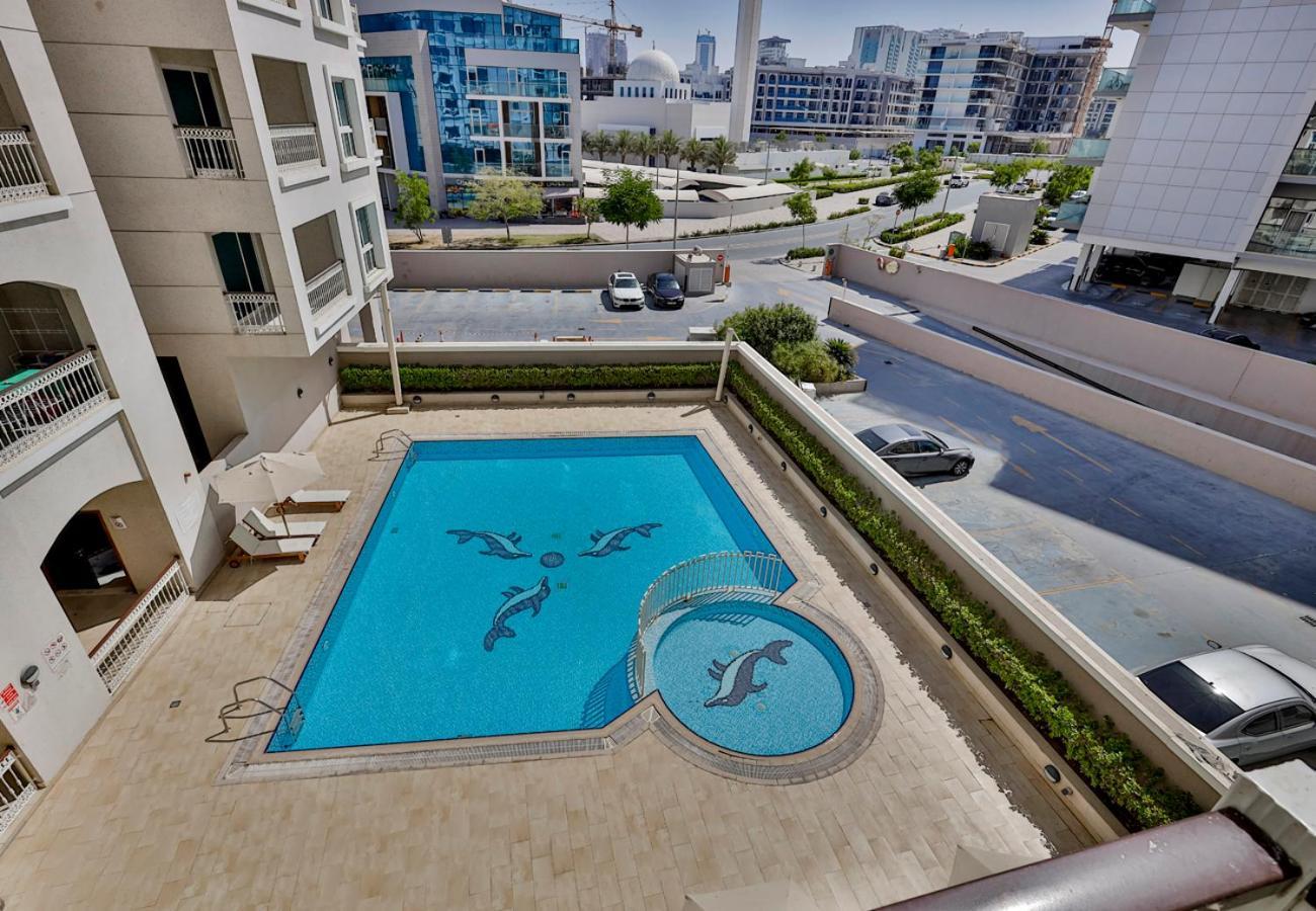 In Burj View Residence, Arjan - Allsopp & Allsopp *