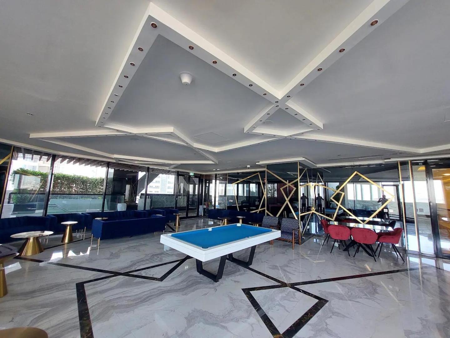 Stylish Studio- Burj Khalifa View