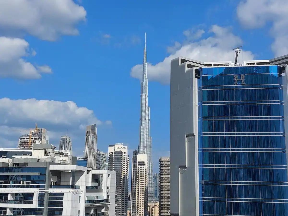 Stylish Studio- Burj Khalifa View