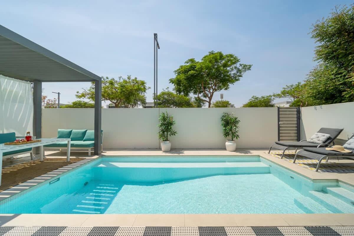 Villa Airstay - Private Pool - 3br With Study - Hills - Monthly Offer Available *