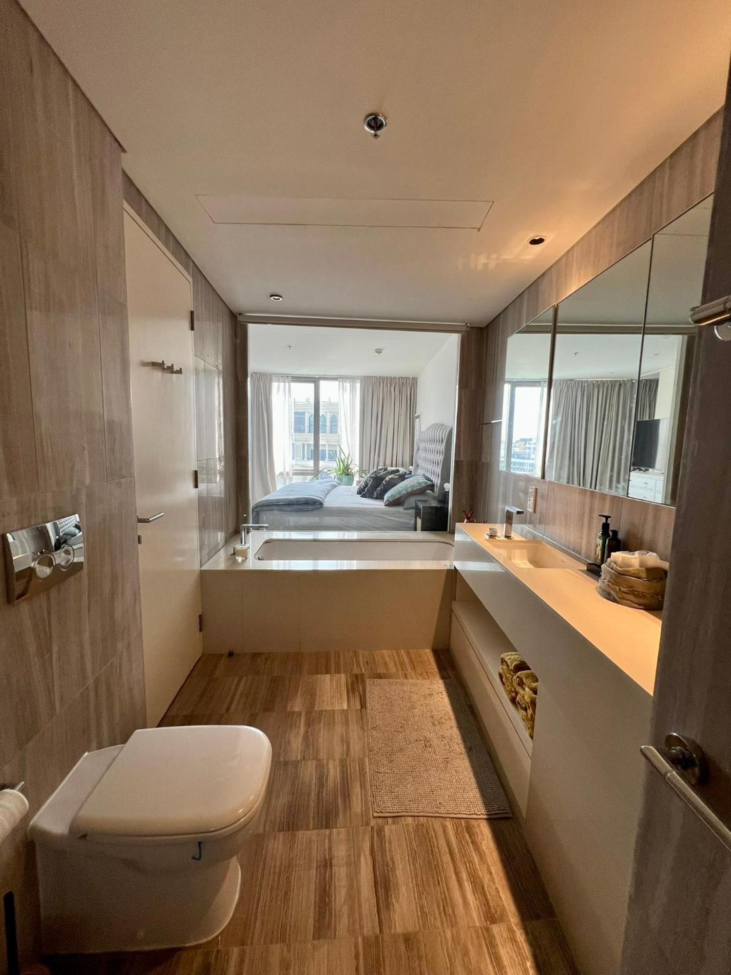 Luxury Vip, 1br, Waterfront Amazing View, D1 Tower, Jaddaf Apartemen Dubai