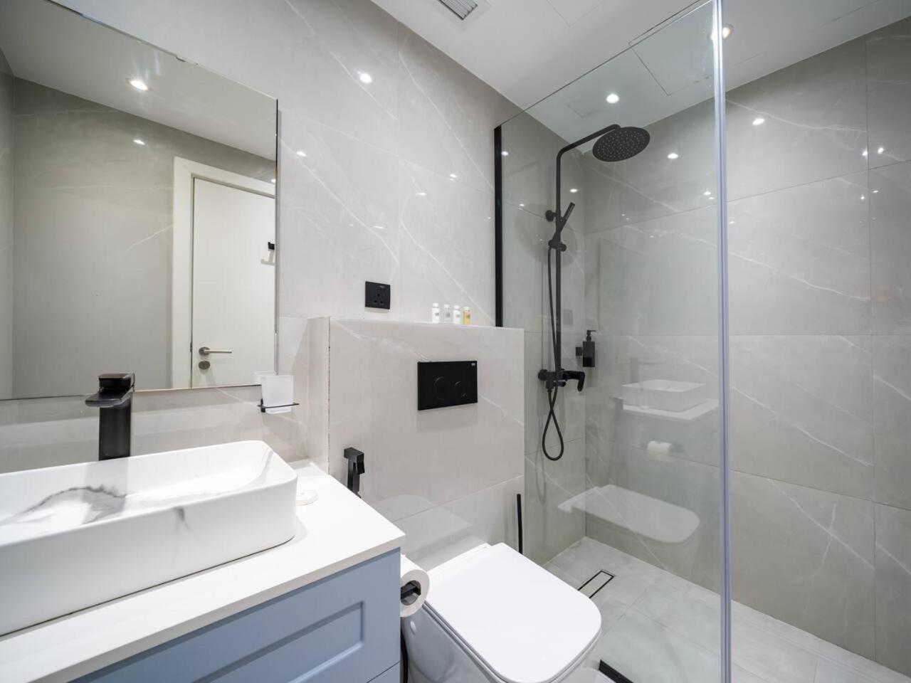 Apartamento Luxurious 2 Bed Waterfront Living At Marina Quays