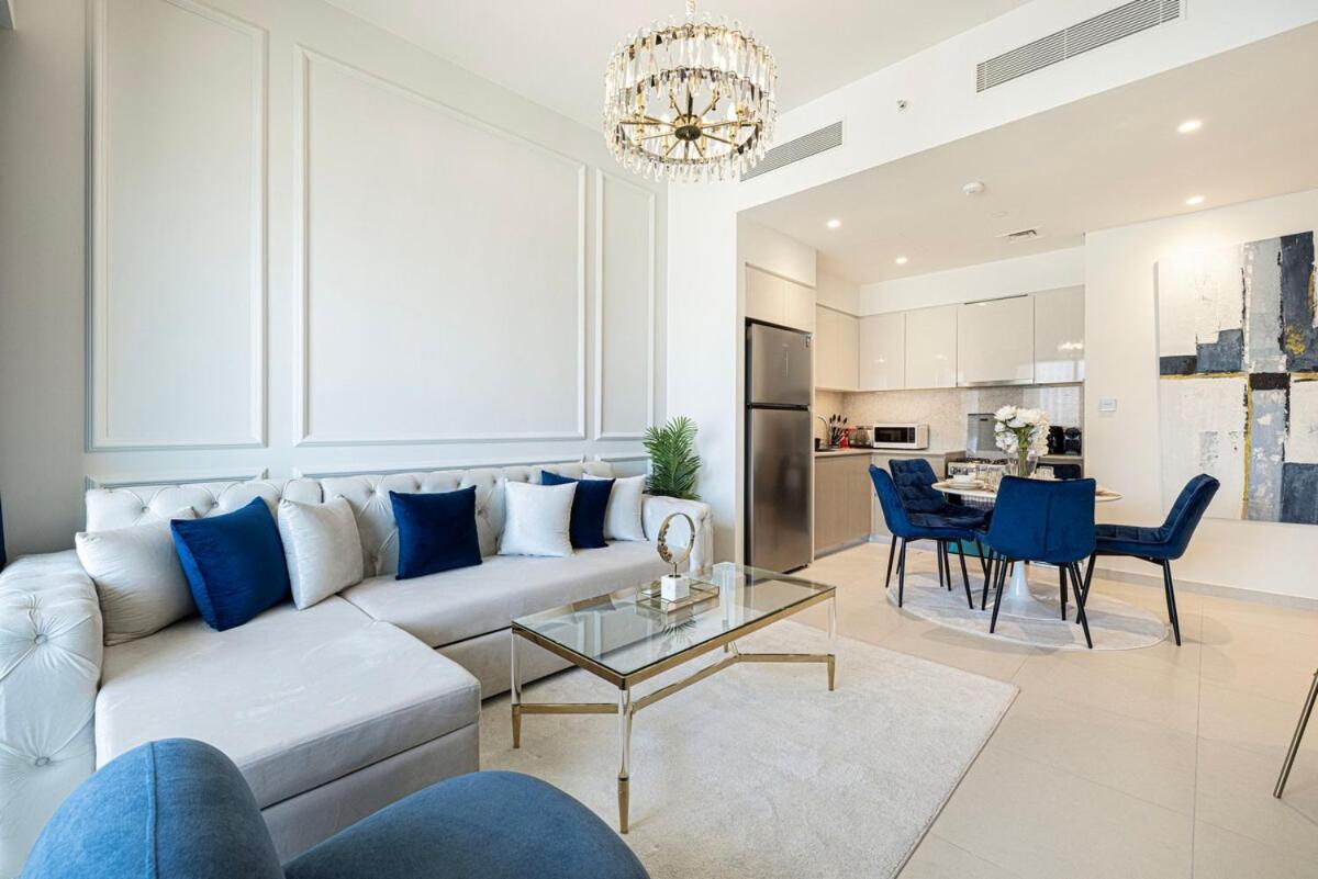 Apartment Lux With Full Burj View - 1 Min Mall *
